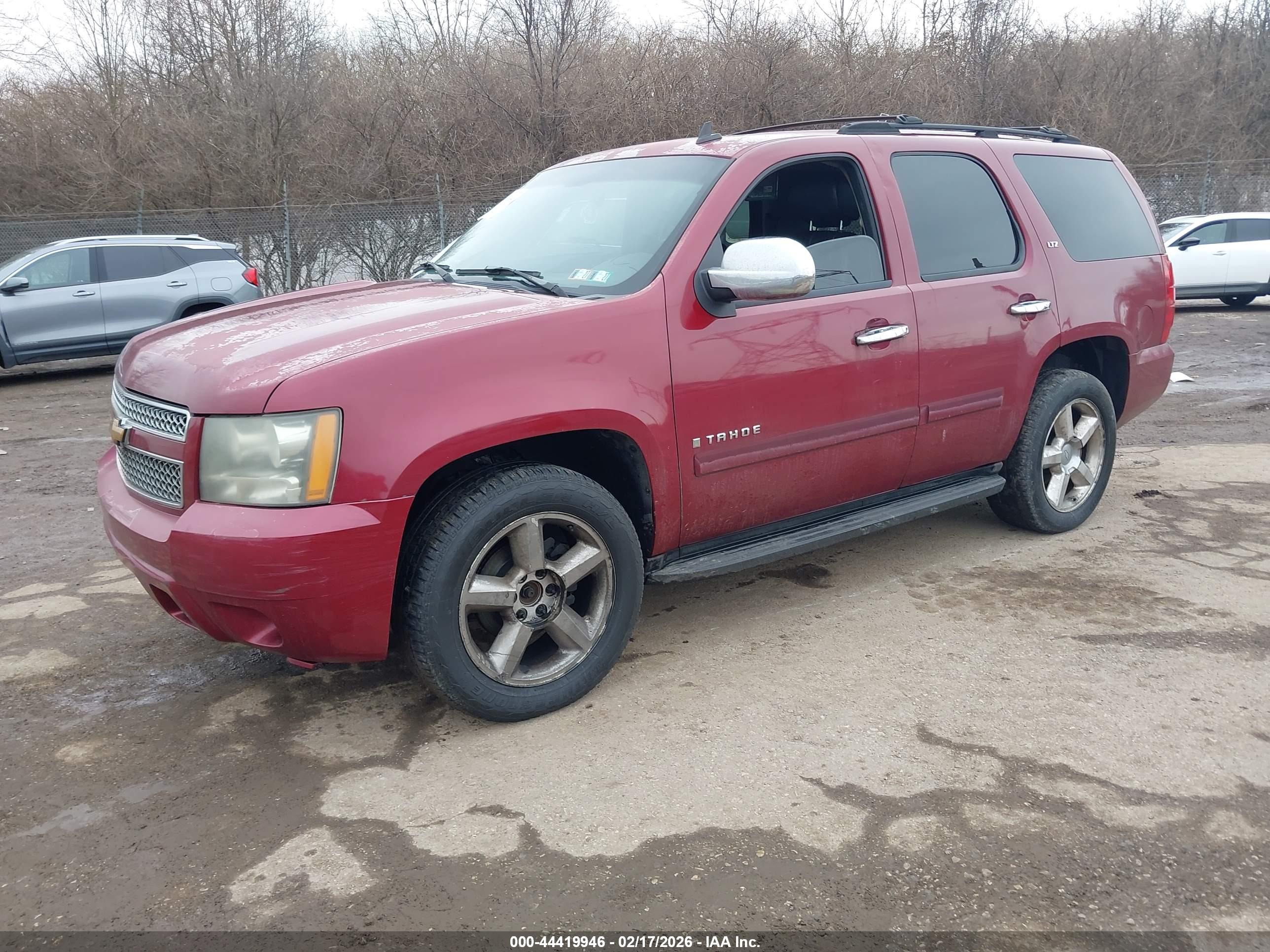CHEVROLET TAHOE image 2