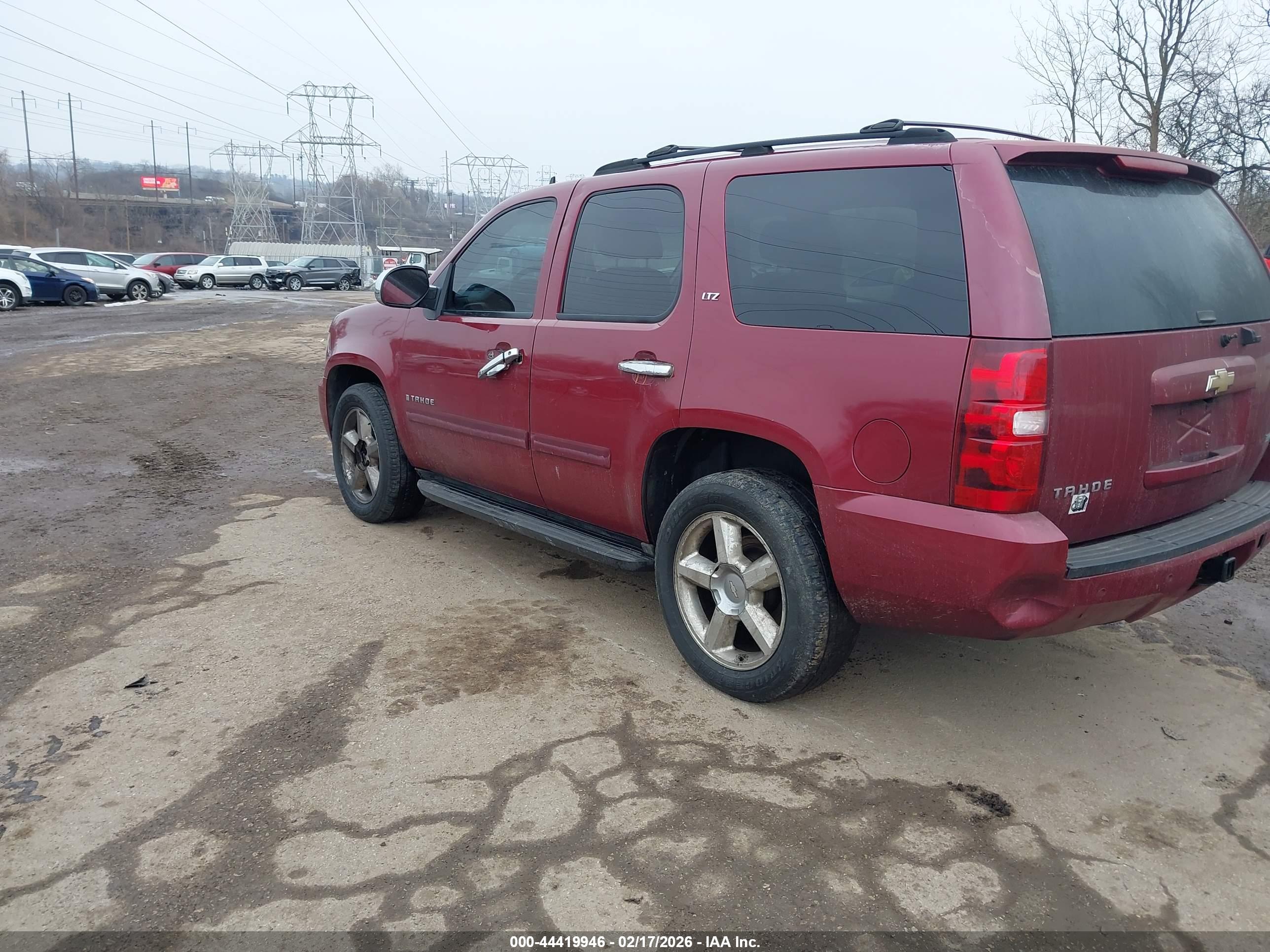 CHEVROLET TAHOE image 3