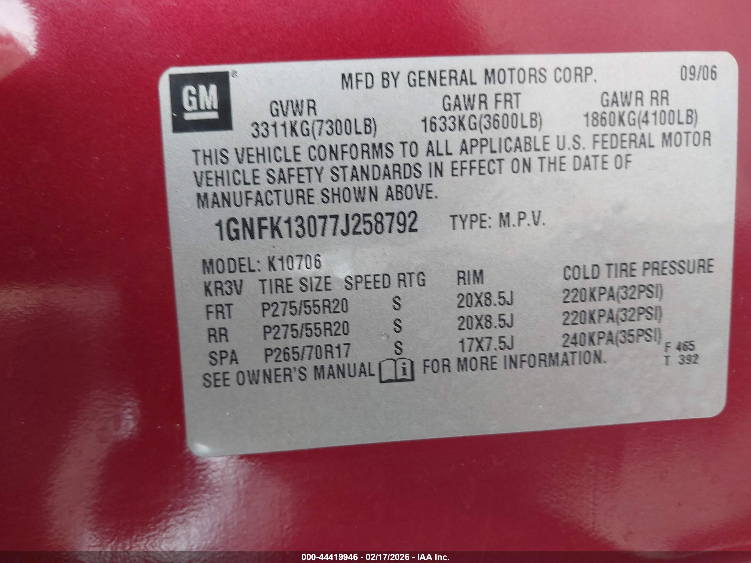 CHEVROLET TAHOE image 9