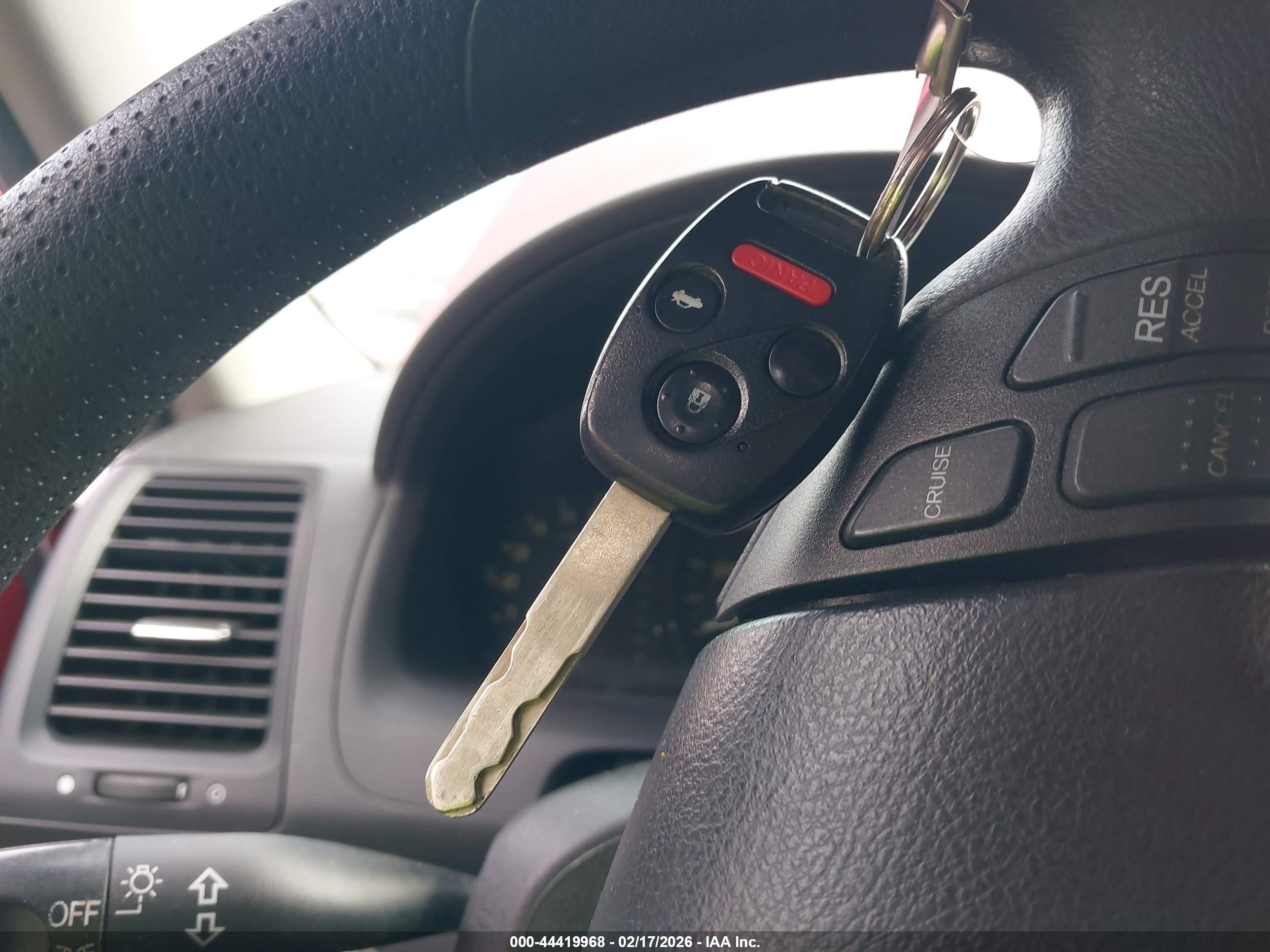 HONDA ACCORD image 11