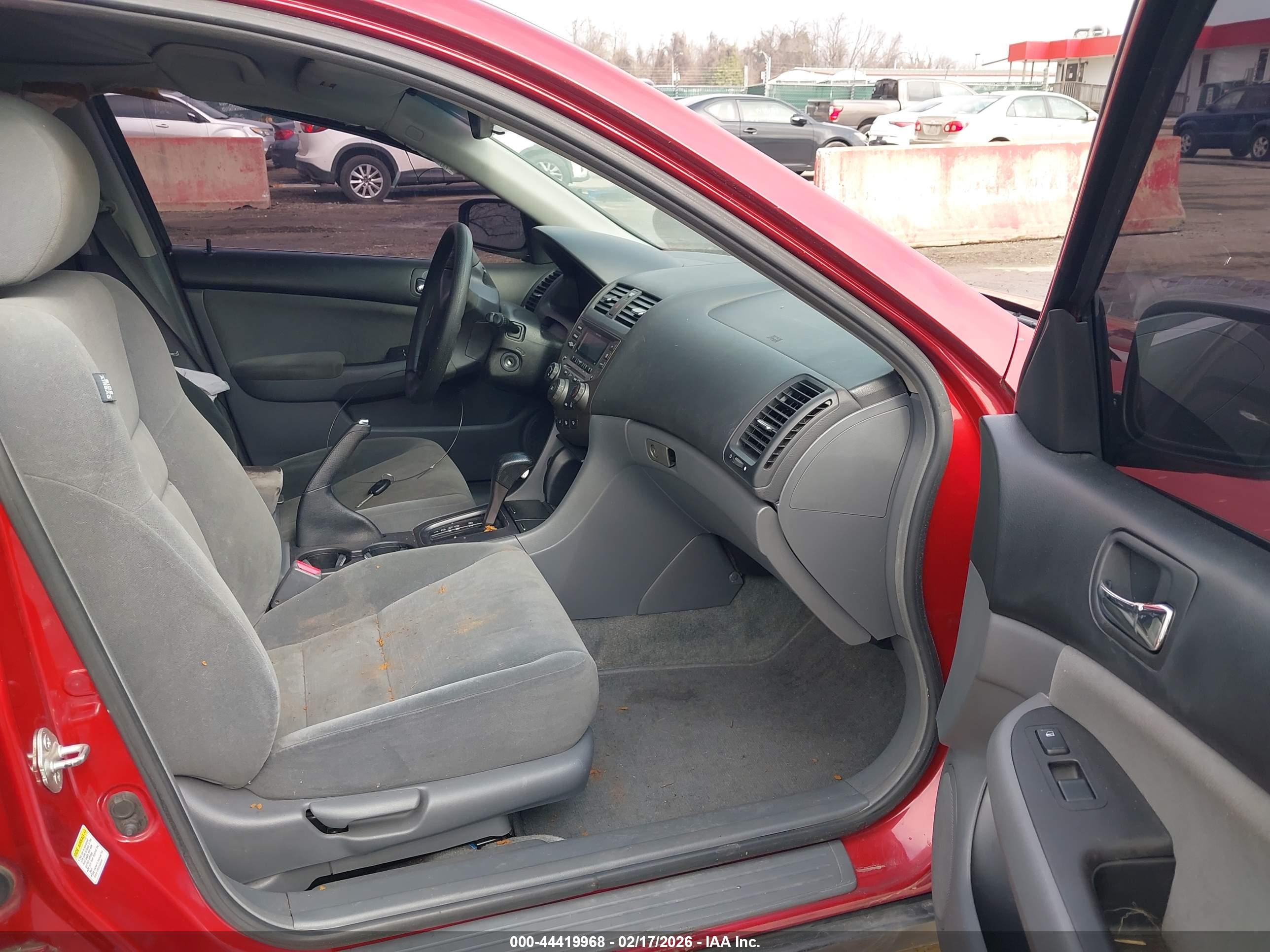 HONDA ACCORD image 5