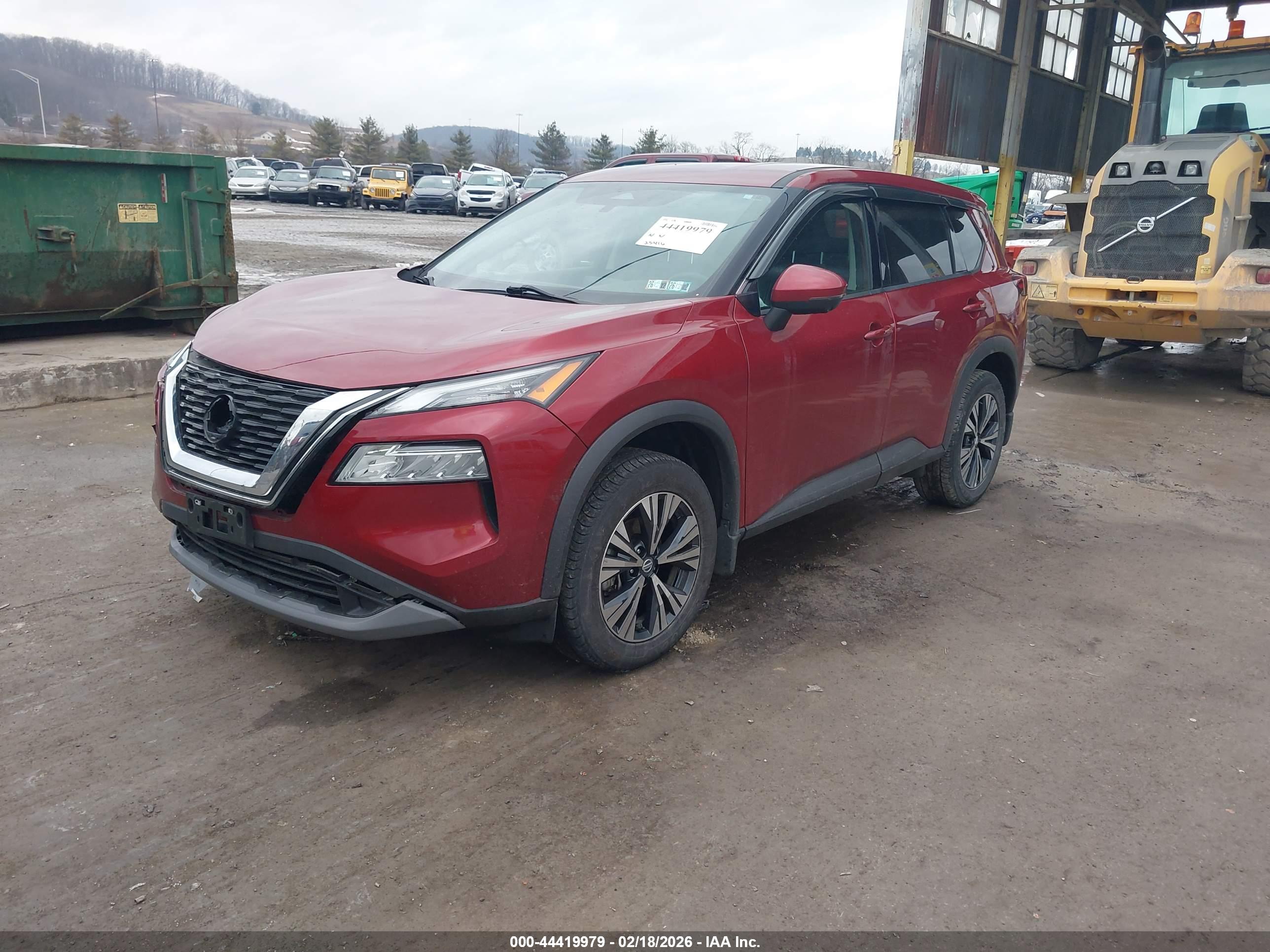 NISSAN ROGUE image 2