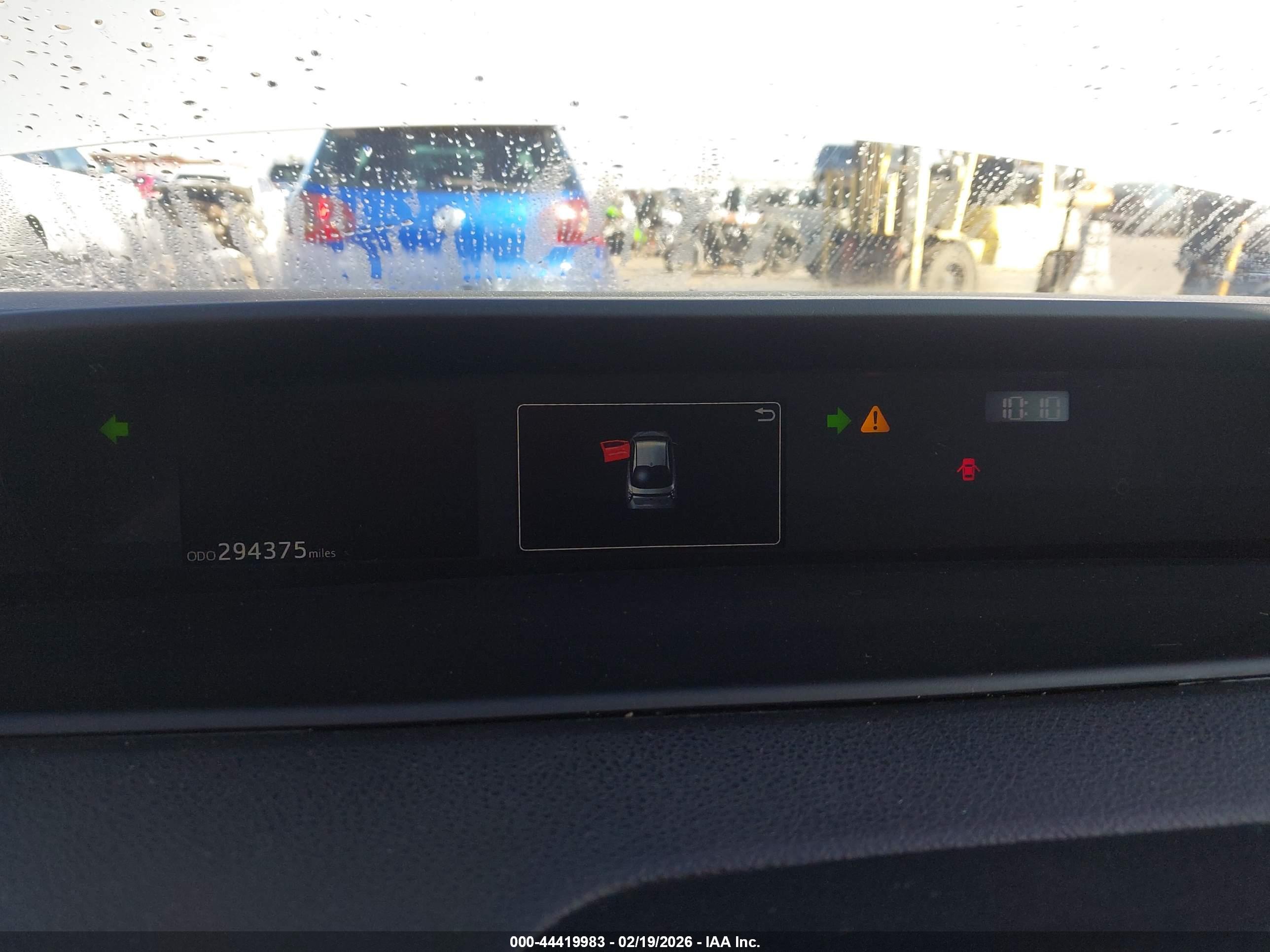 TOYOTA PRIUS image 7