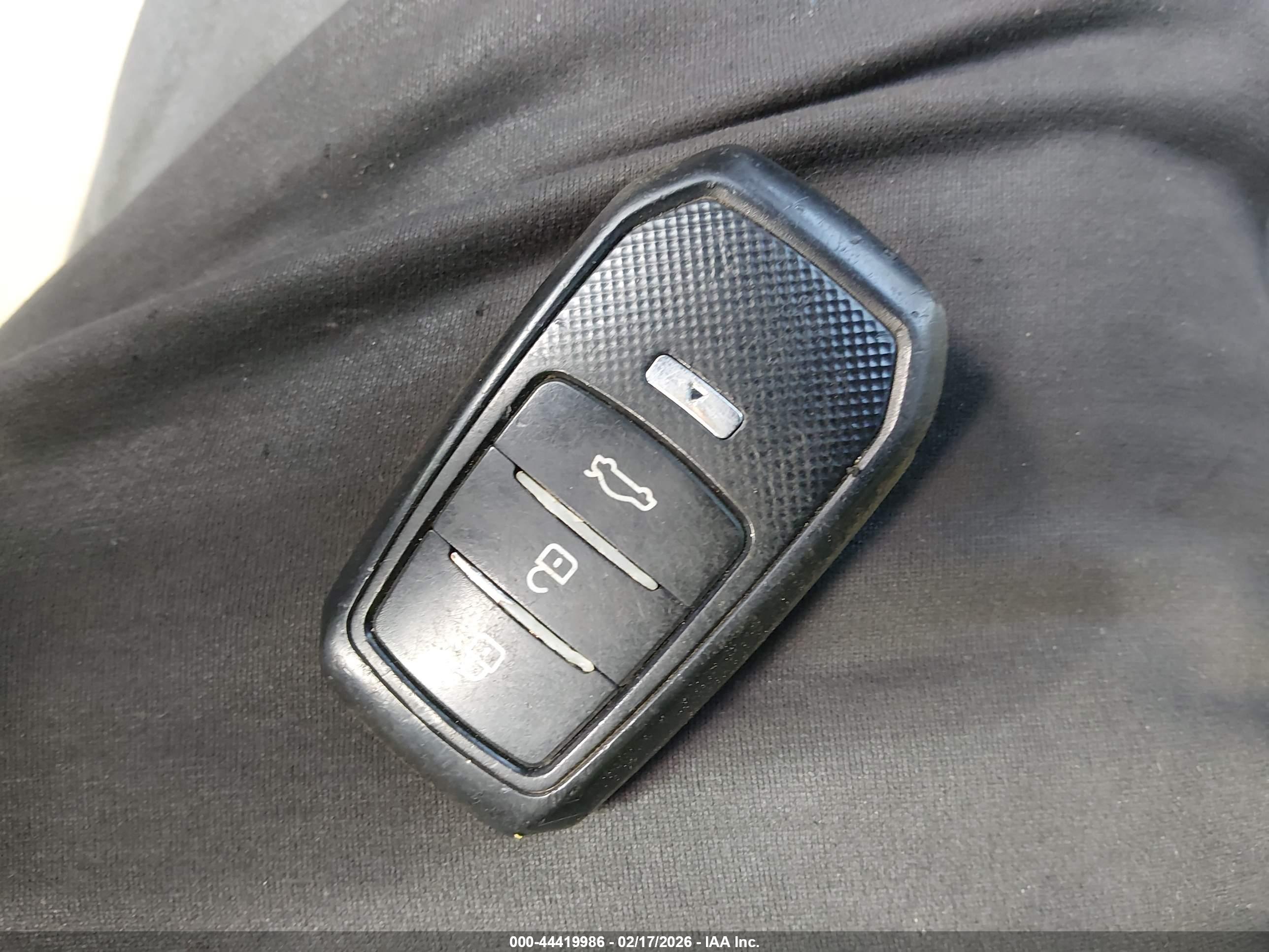 TOYOTA CAMRY image 11