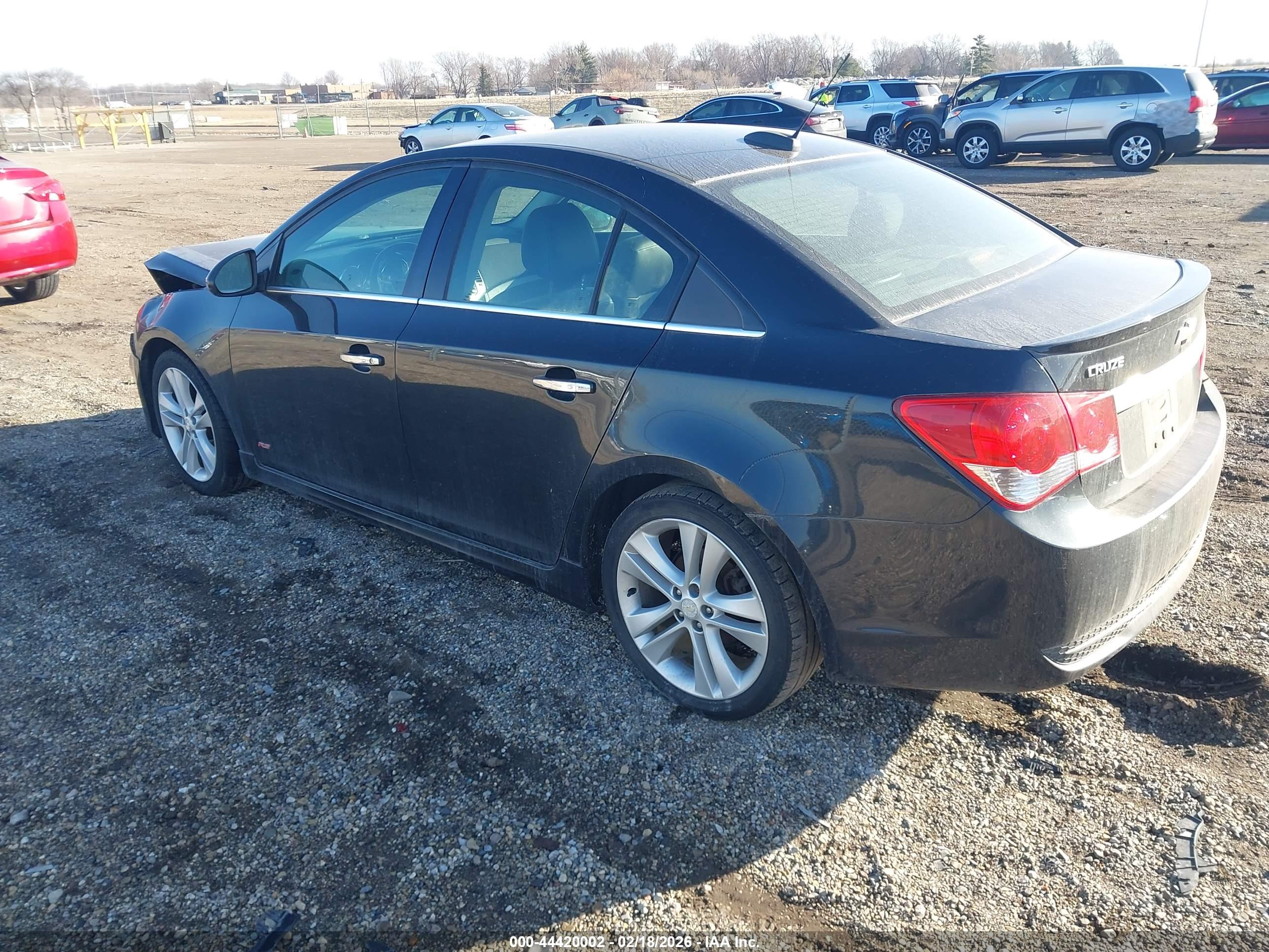 CHEVROLET CRUZE image 3
