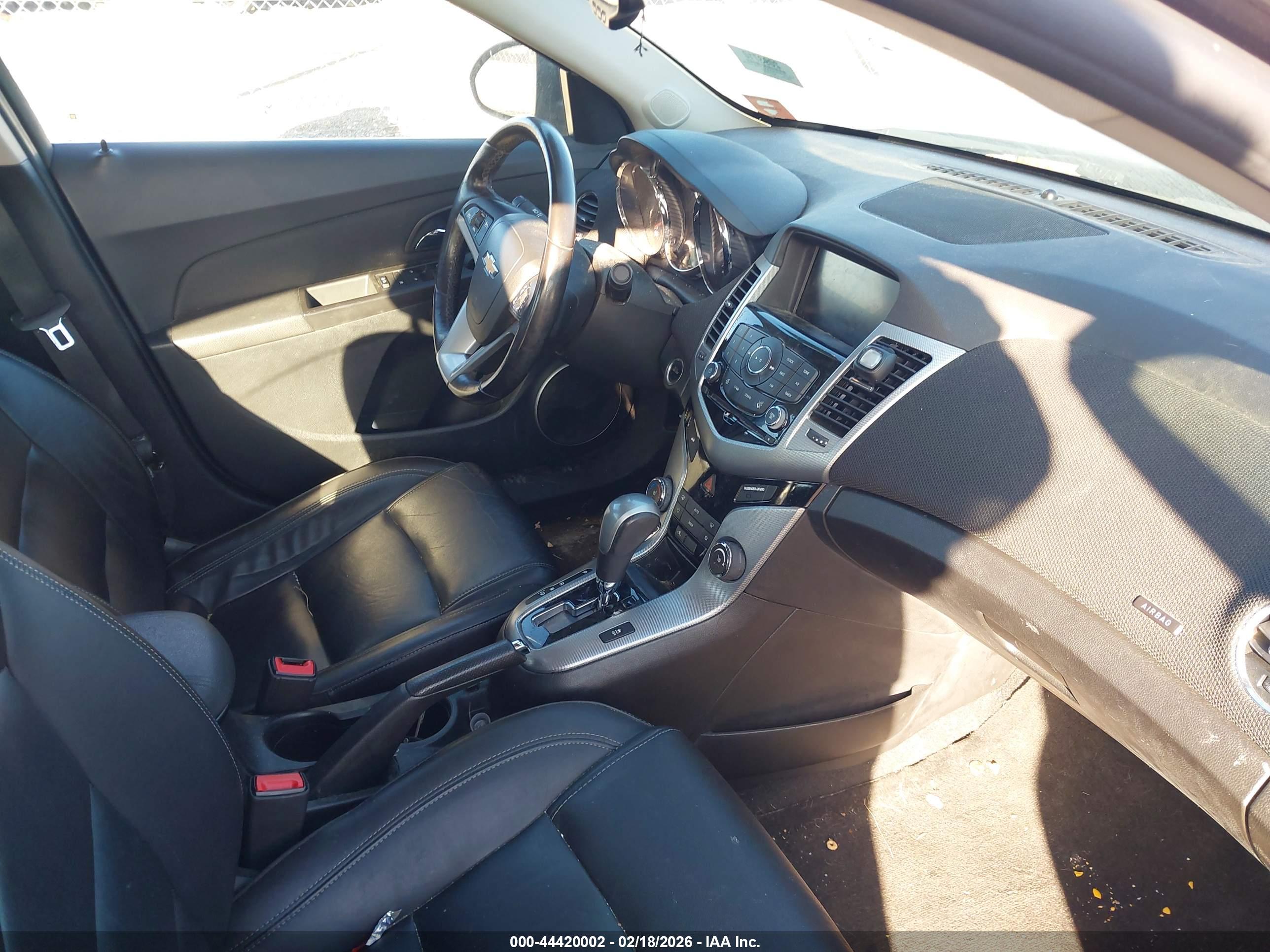 CHEVROLET CRUZE image 5