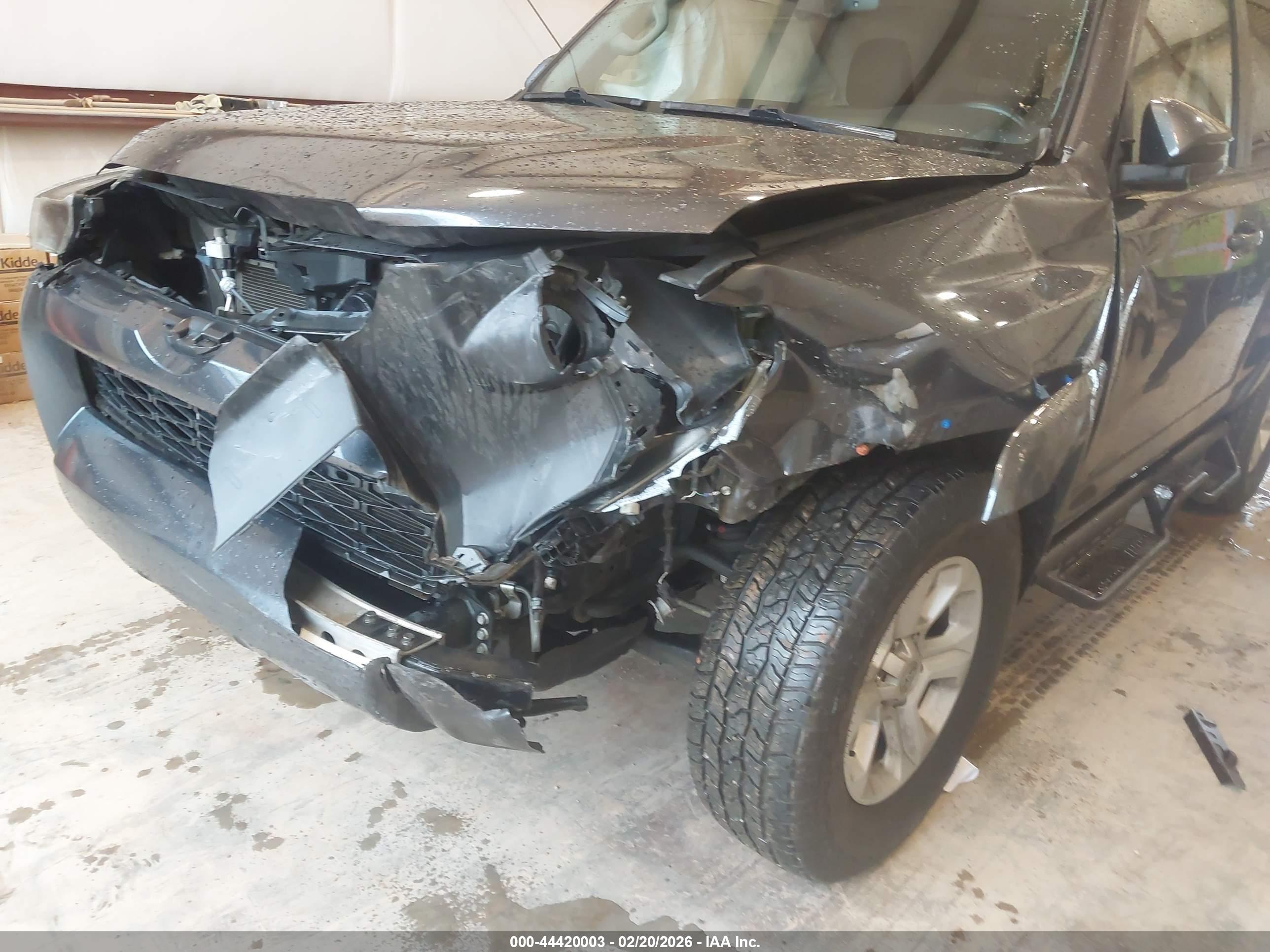 TOYOTA 4RUNNER image 6