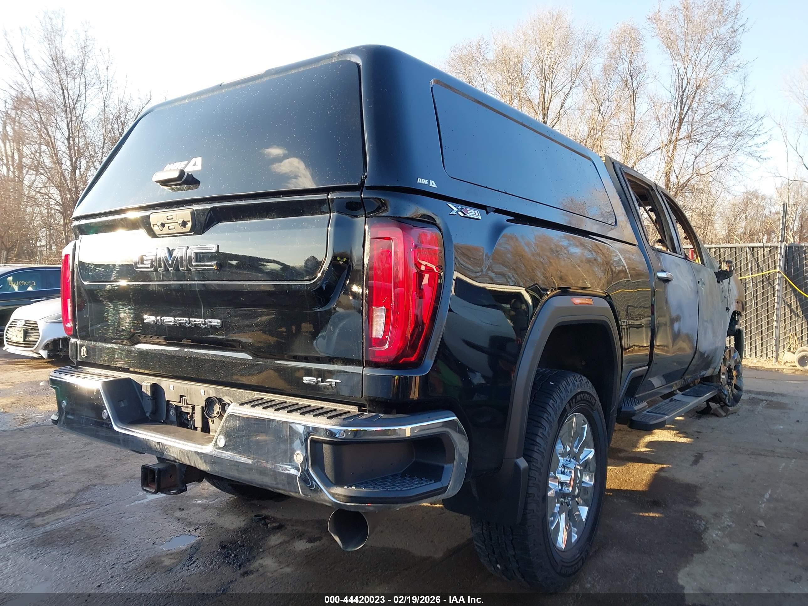 GMC SIERRA image 4