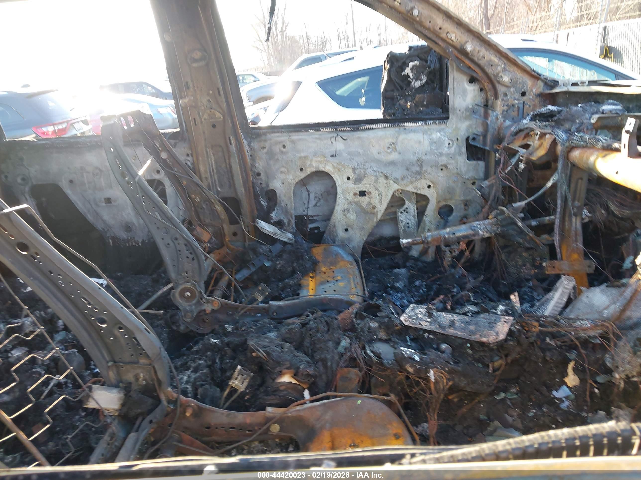 GMC SIERRA image 5
