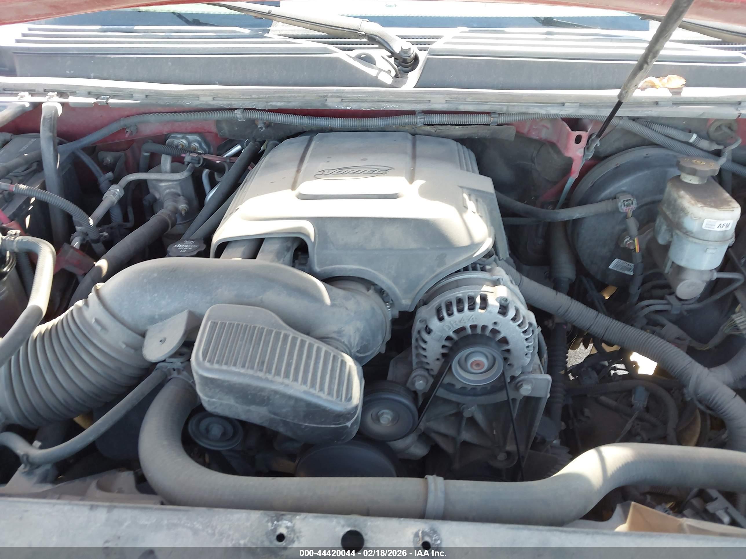 CHEVROLET SUBURBAN image 10