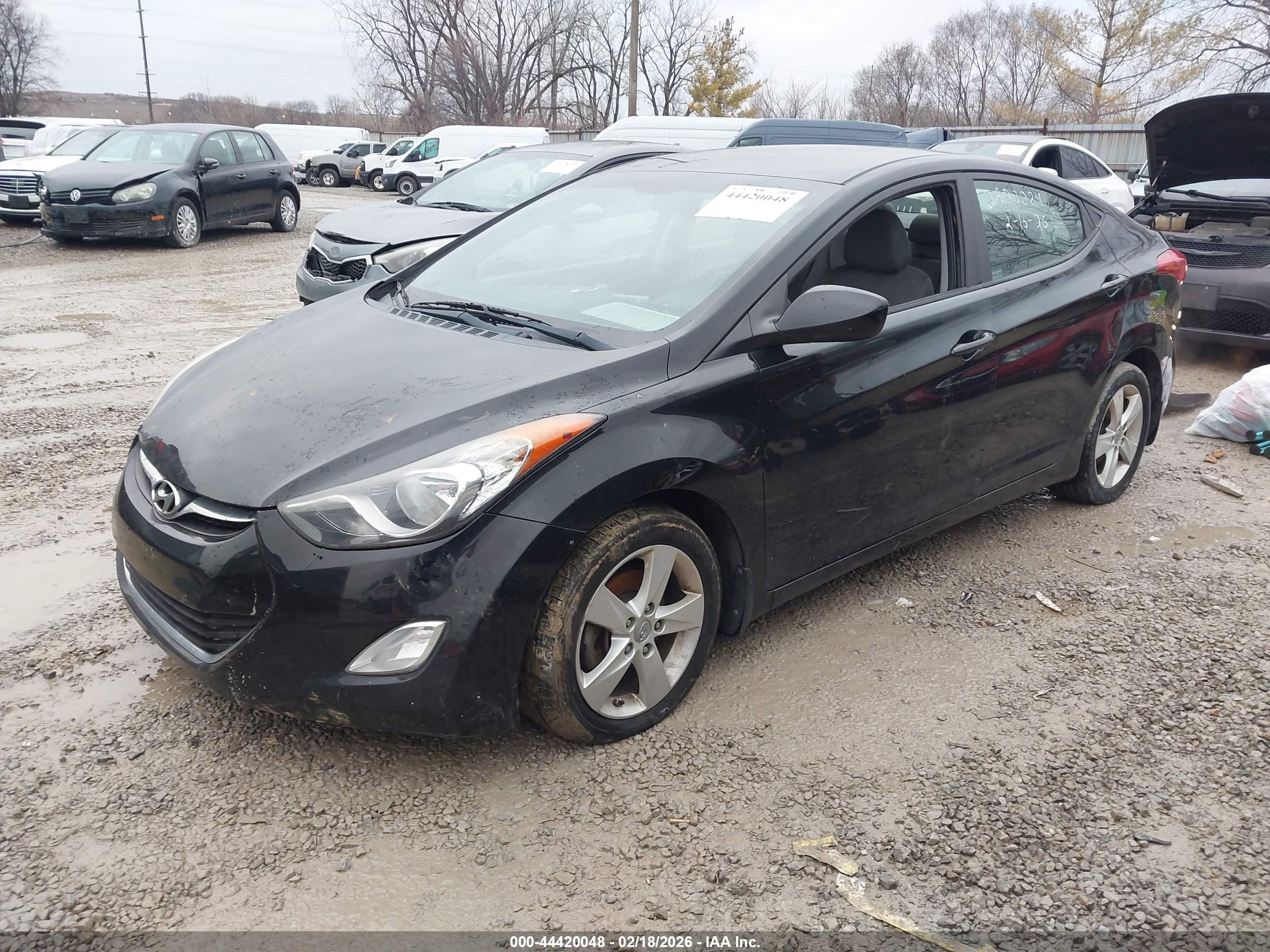 HYUNDAI ELANTRA image 2