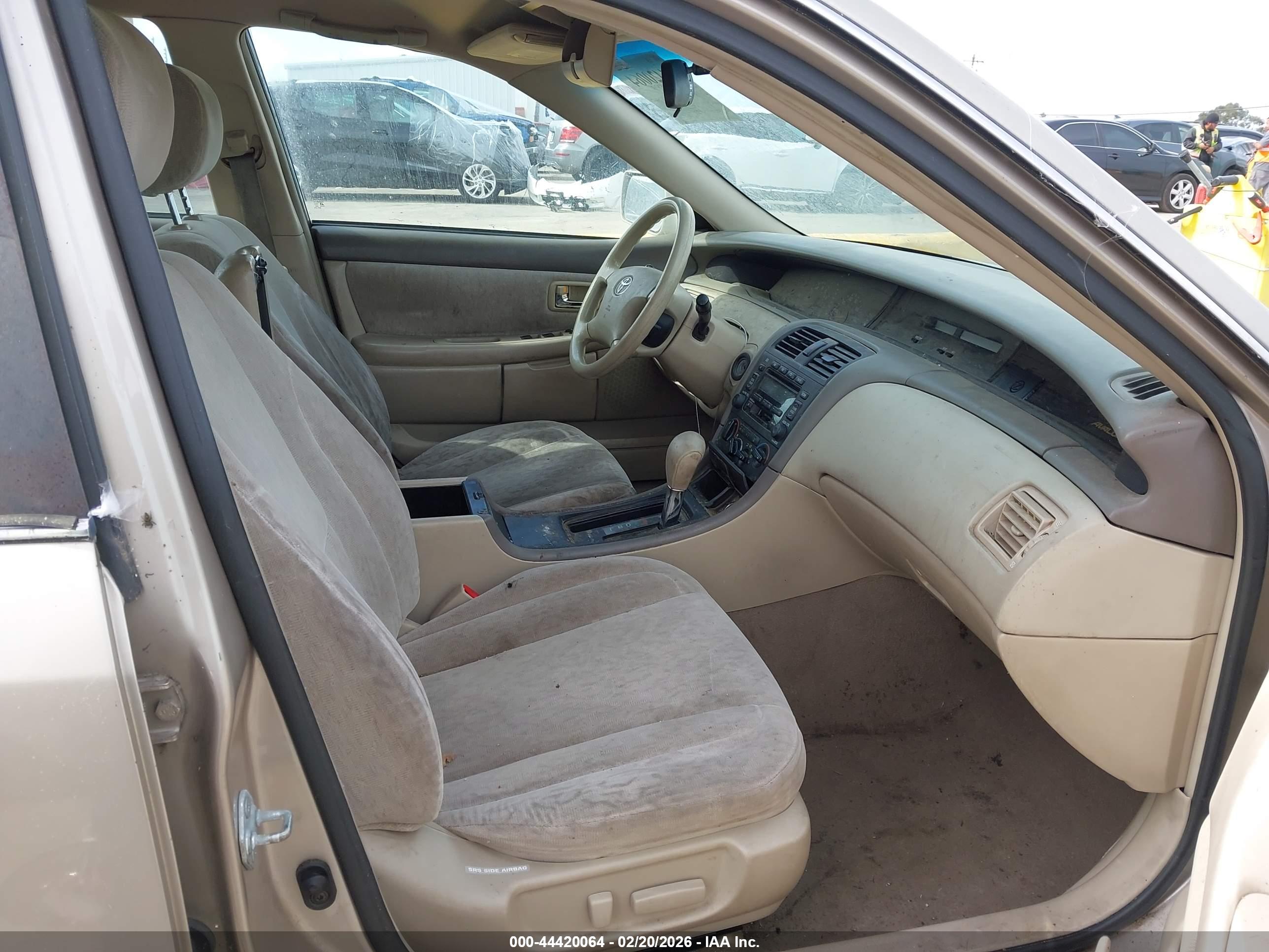 TOYOTA AVALON image 5