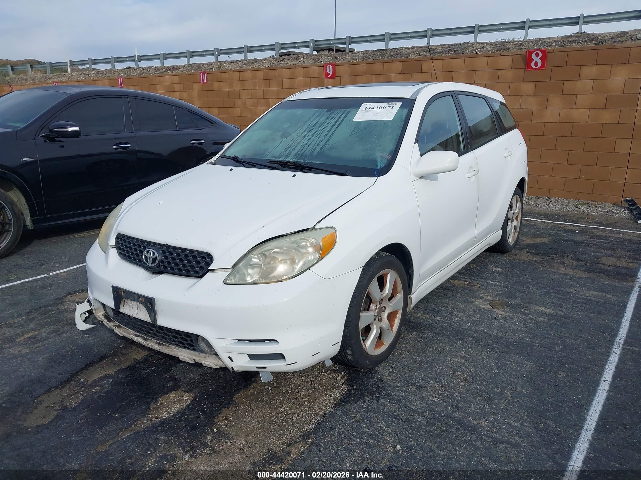 TOYOTA MATRIX image 2