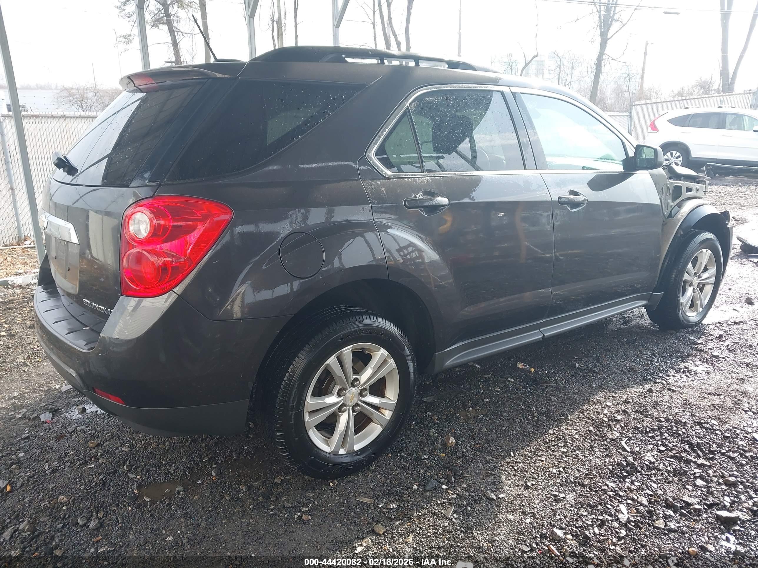 CHEVROLET EQUINOX image 4