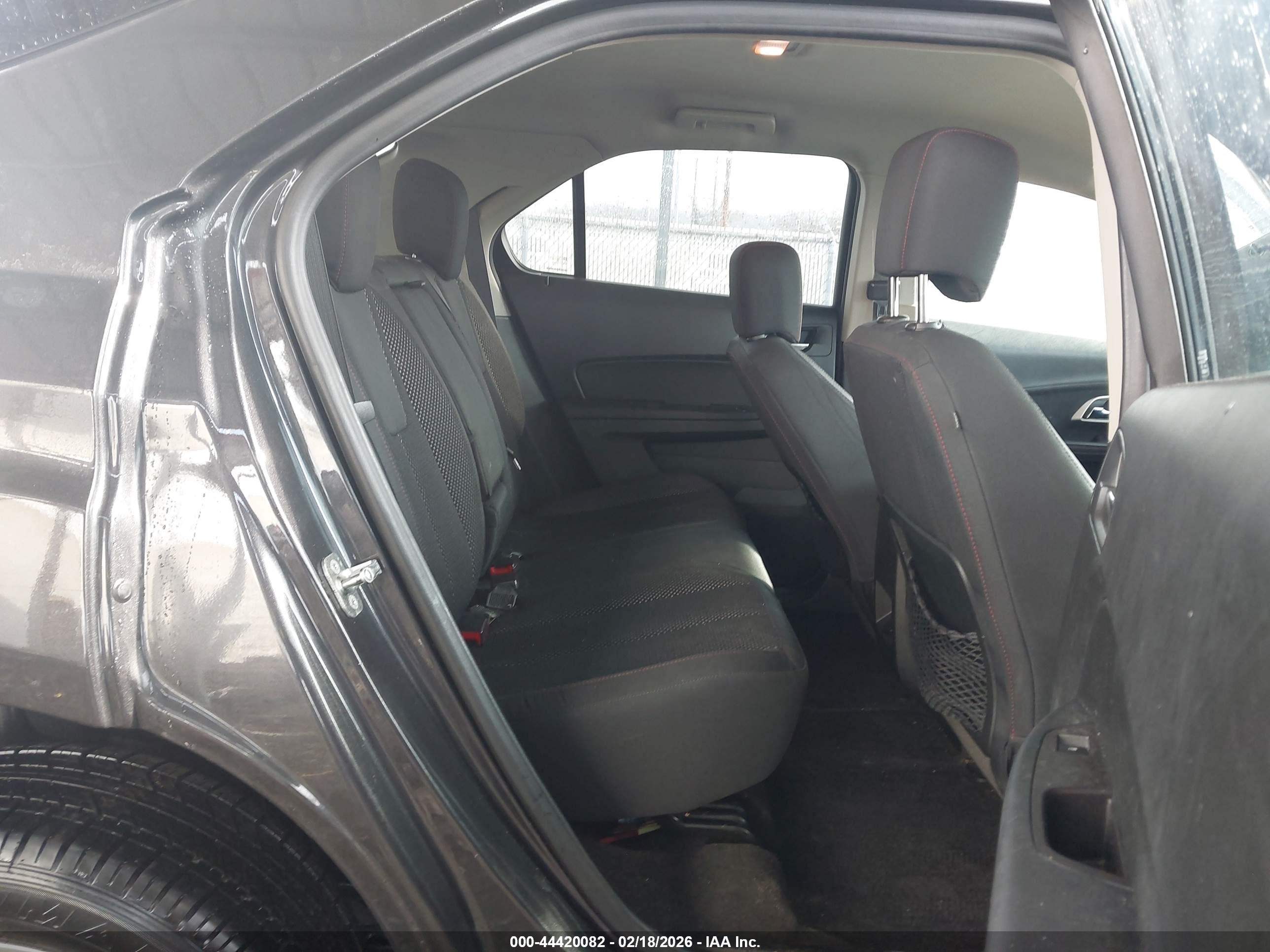 CHEVROLET EQUINOX image 8