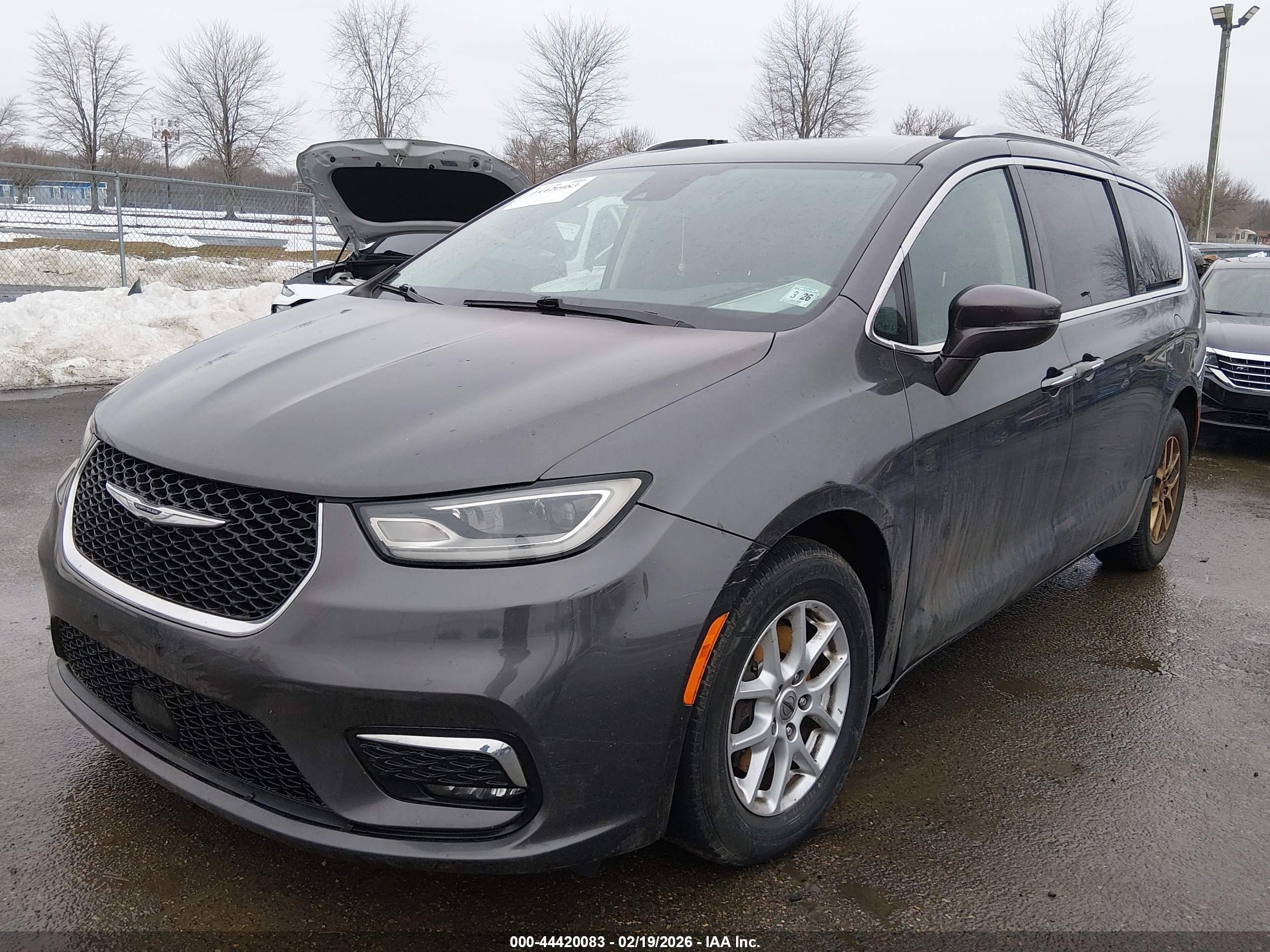 CHRYSLER PACIFICA image 2