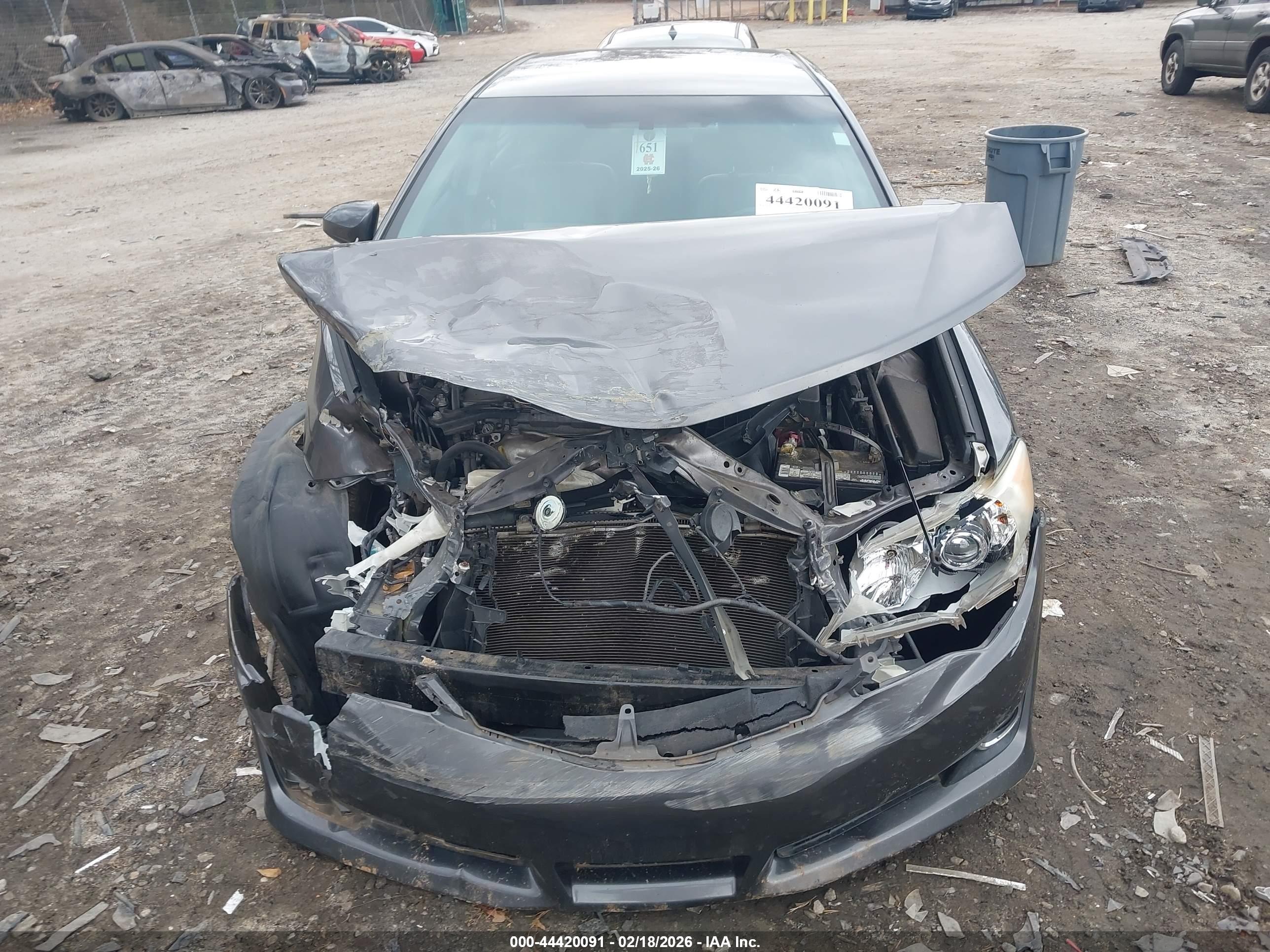 TOYOTA CAMRY image 6