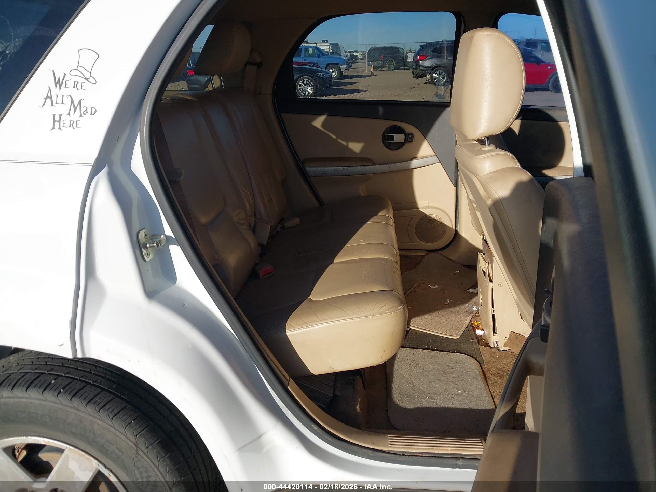 CHEVROLET EQUINOX image 8