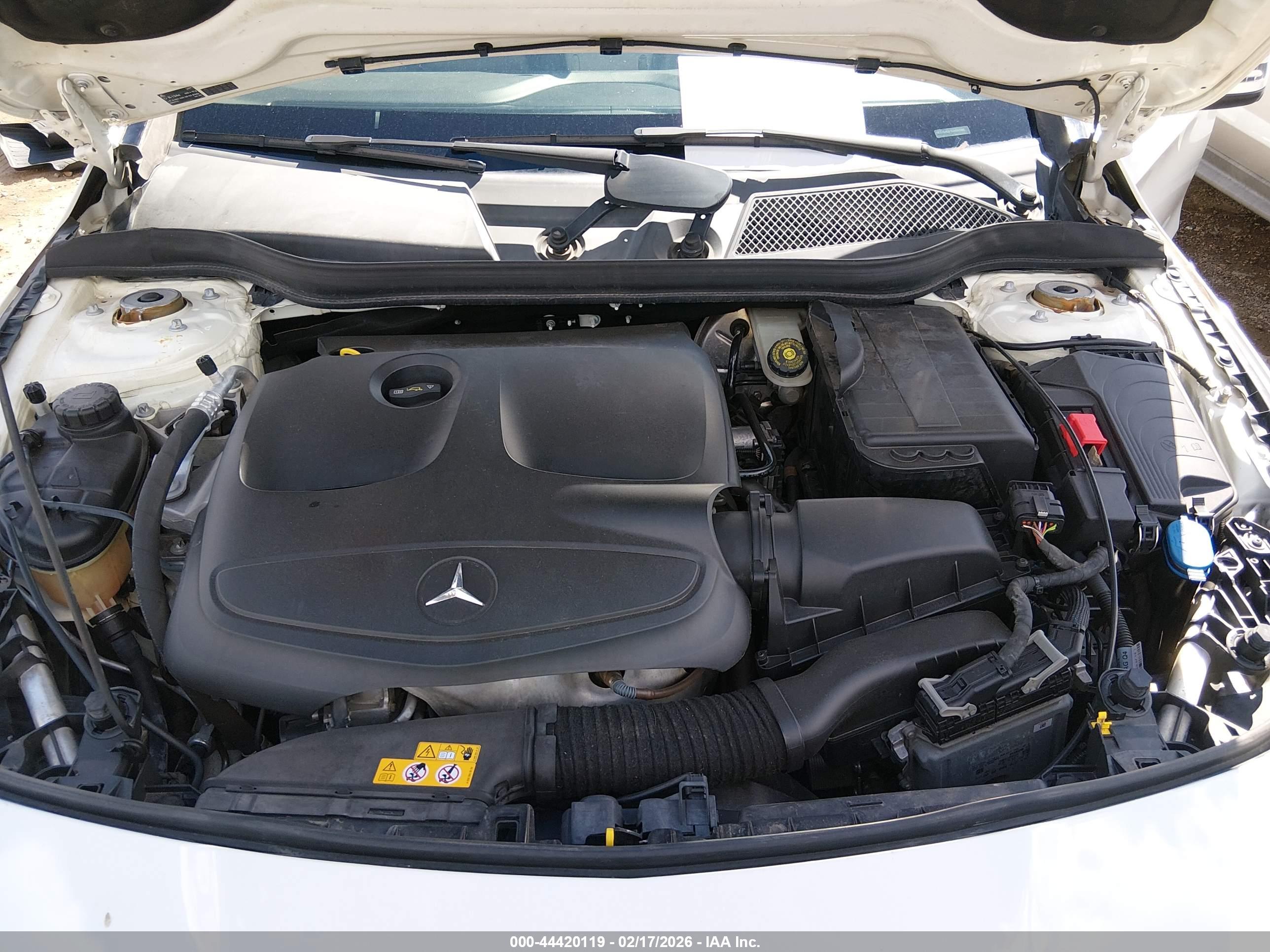 MERCEDES-BENZ CLA image 10