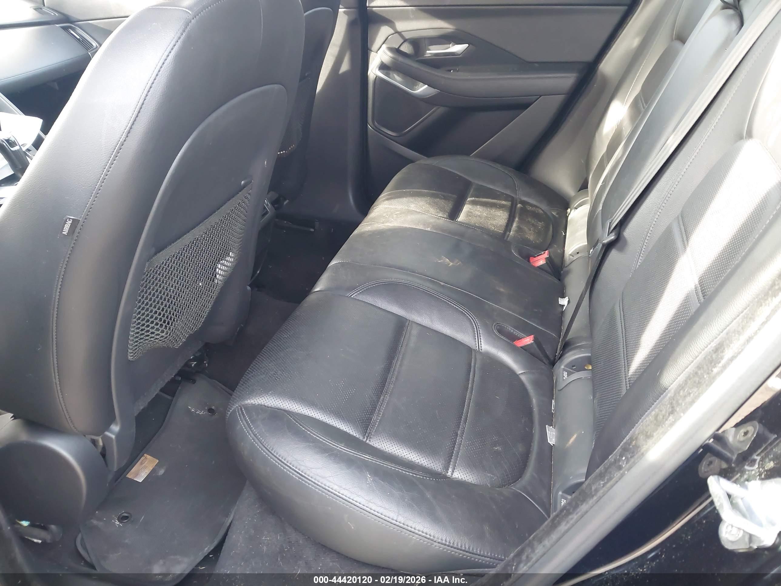 JAGUAR E-PACE image 8