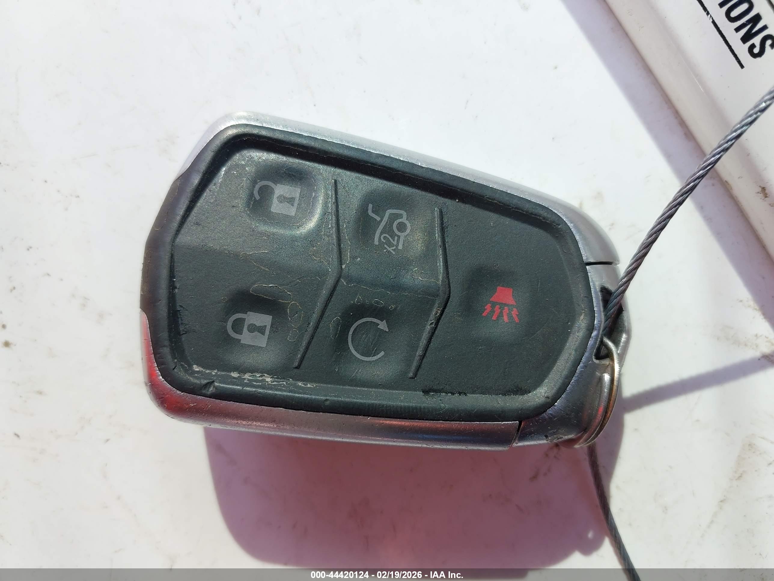 CADILLAC SRX image 11