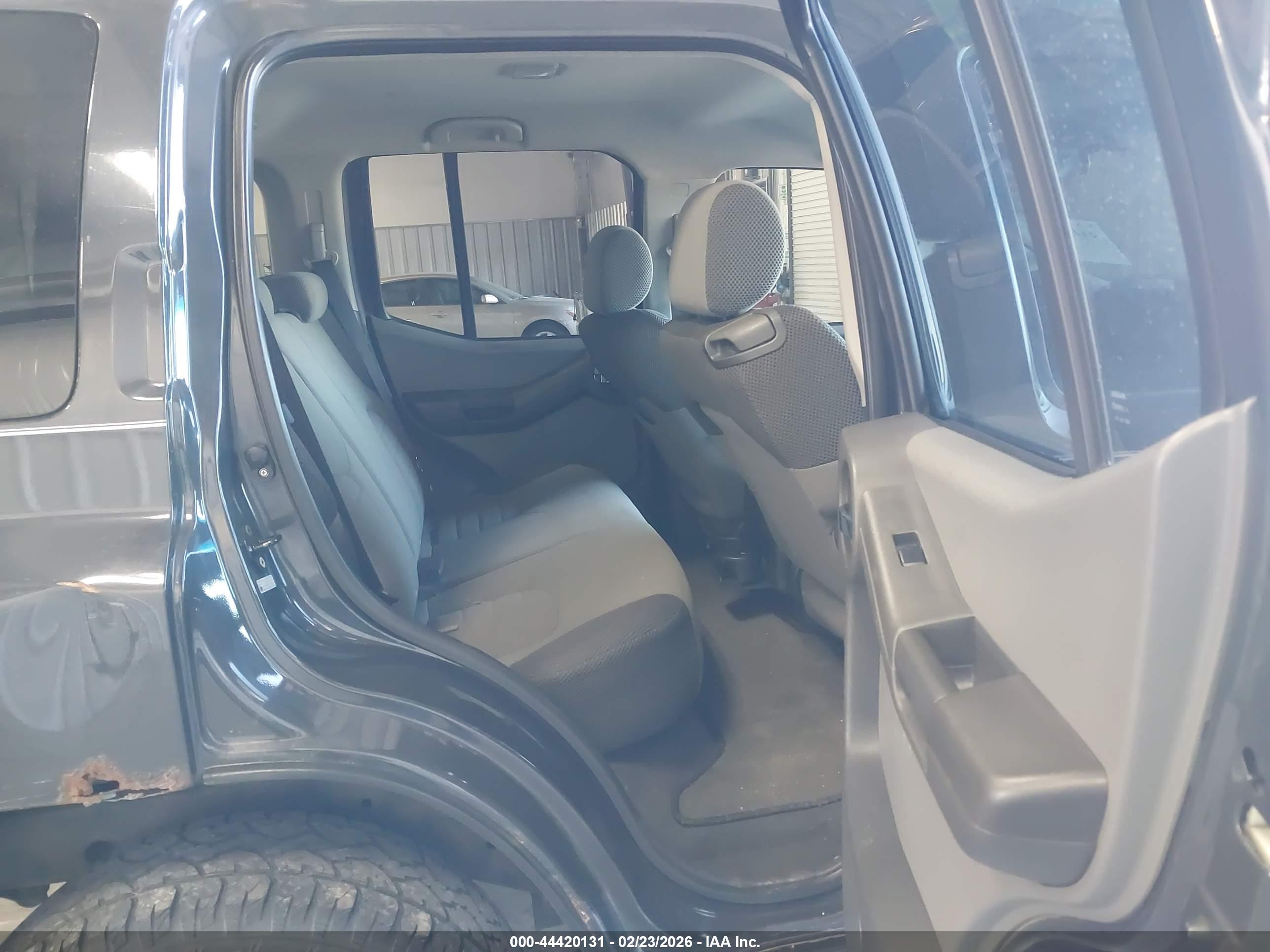 NISSAN XTERRA image 8