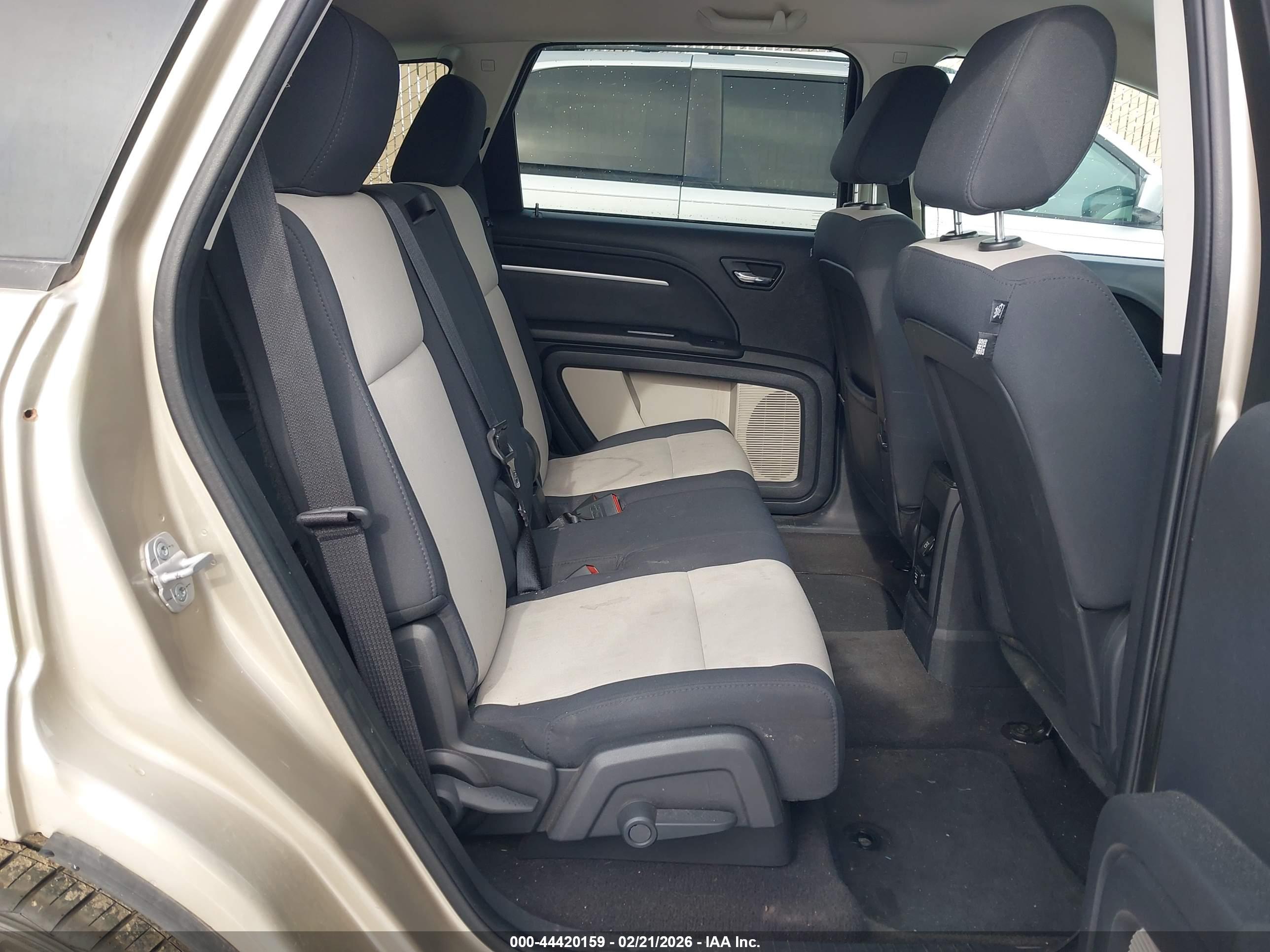 DODGE JOURNEY image 8