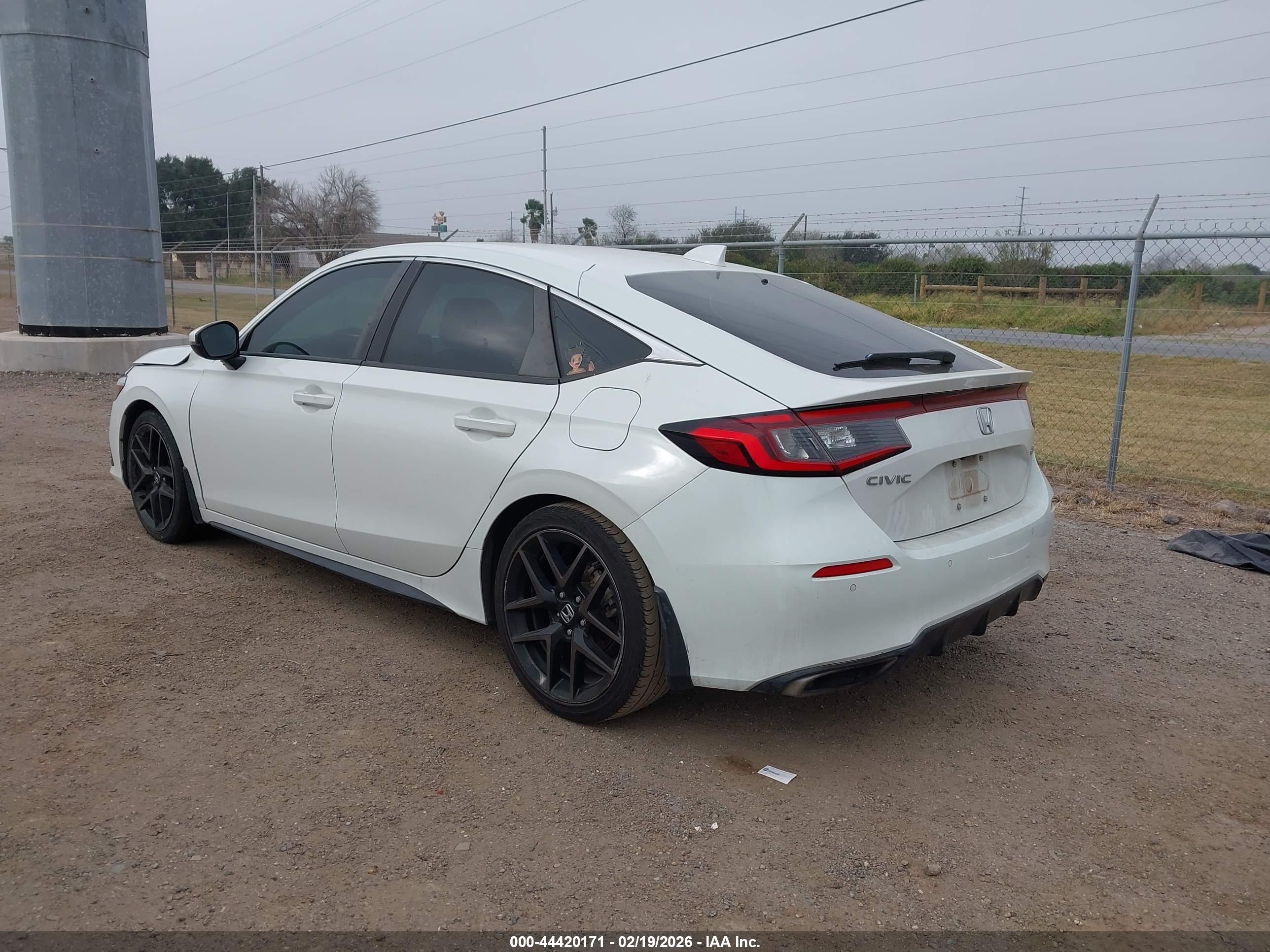 HONDA CIVIC image 3