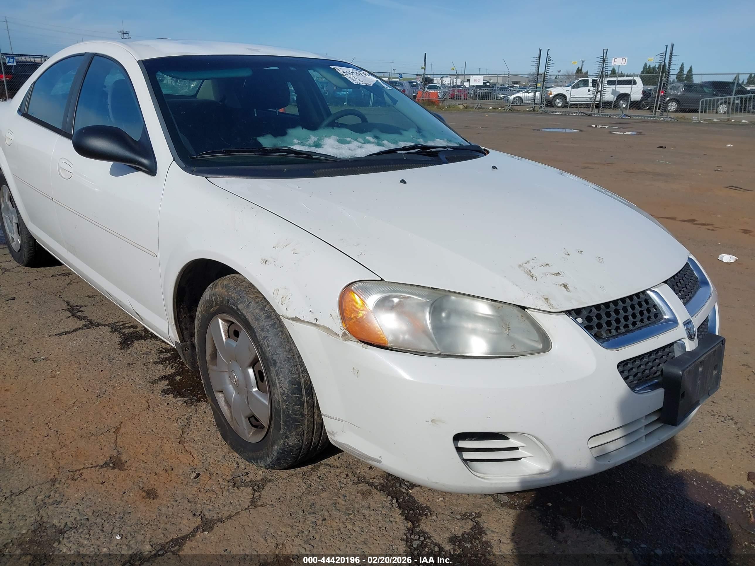 DODGE STRATUS image 6