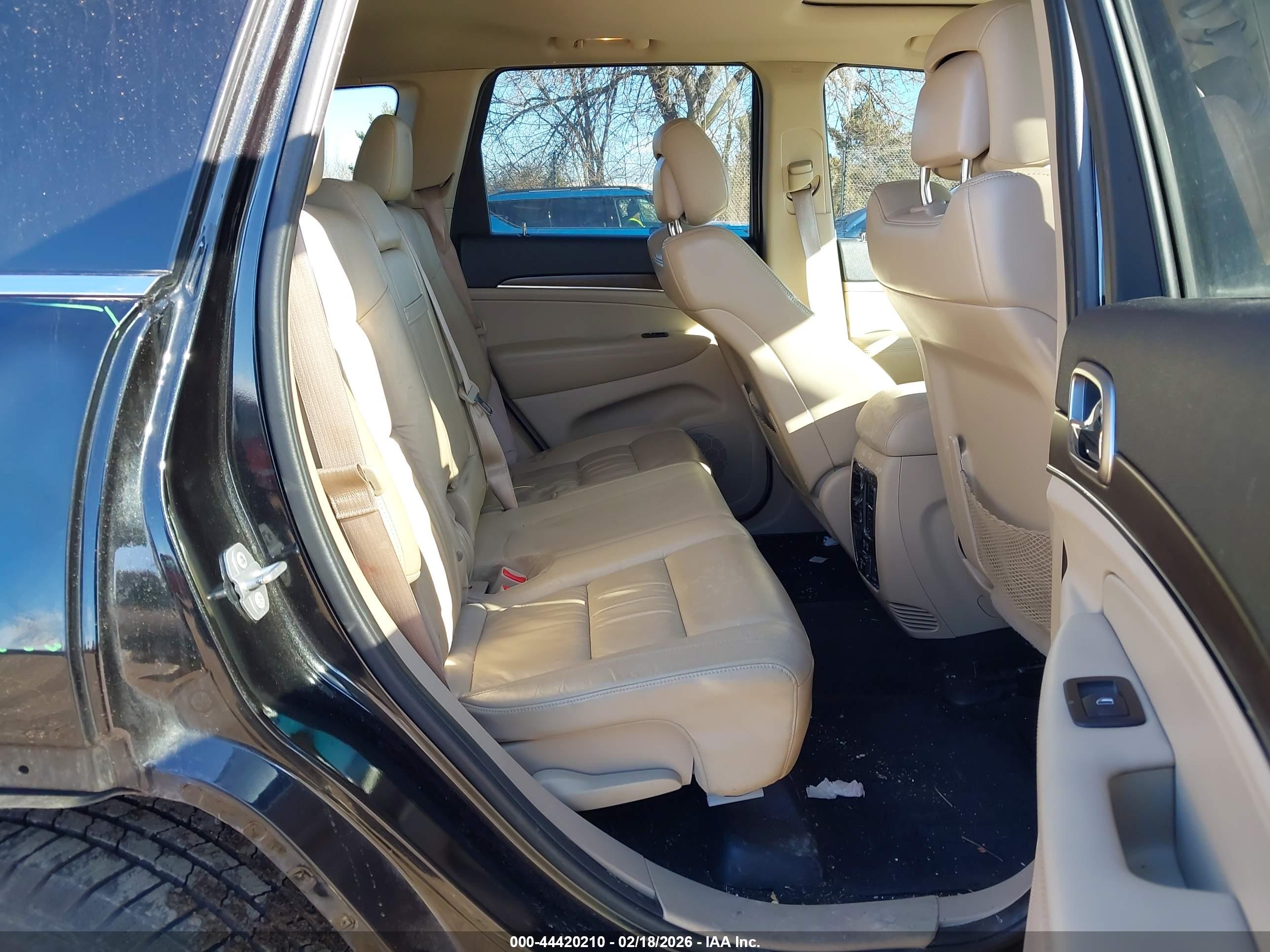 JEEP GRAND image 8