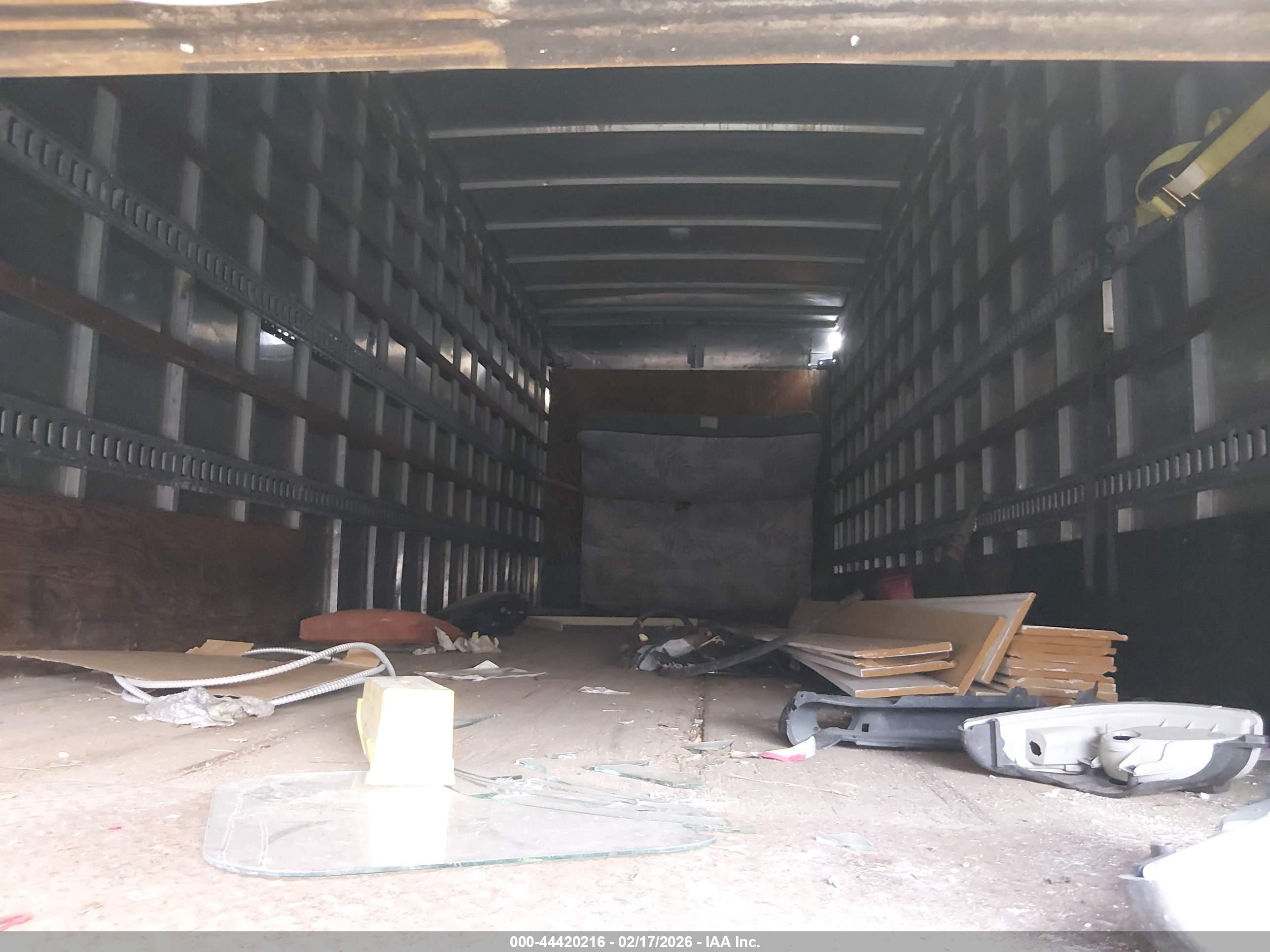 FORD F-650 image 7