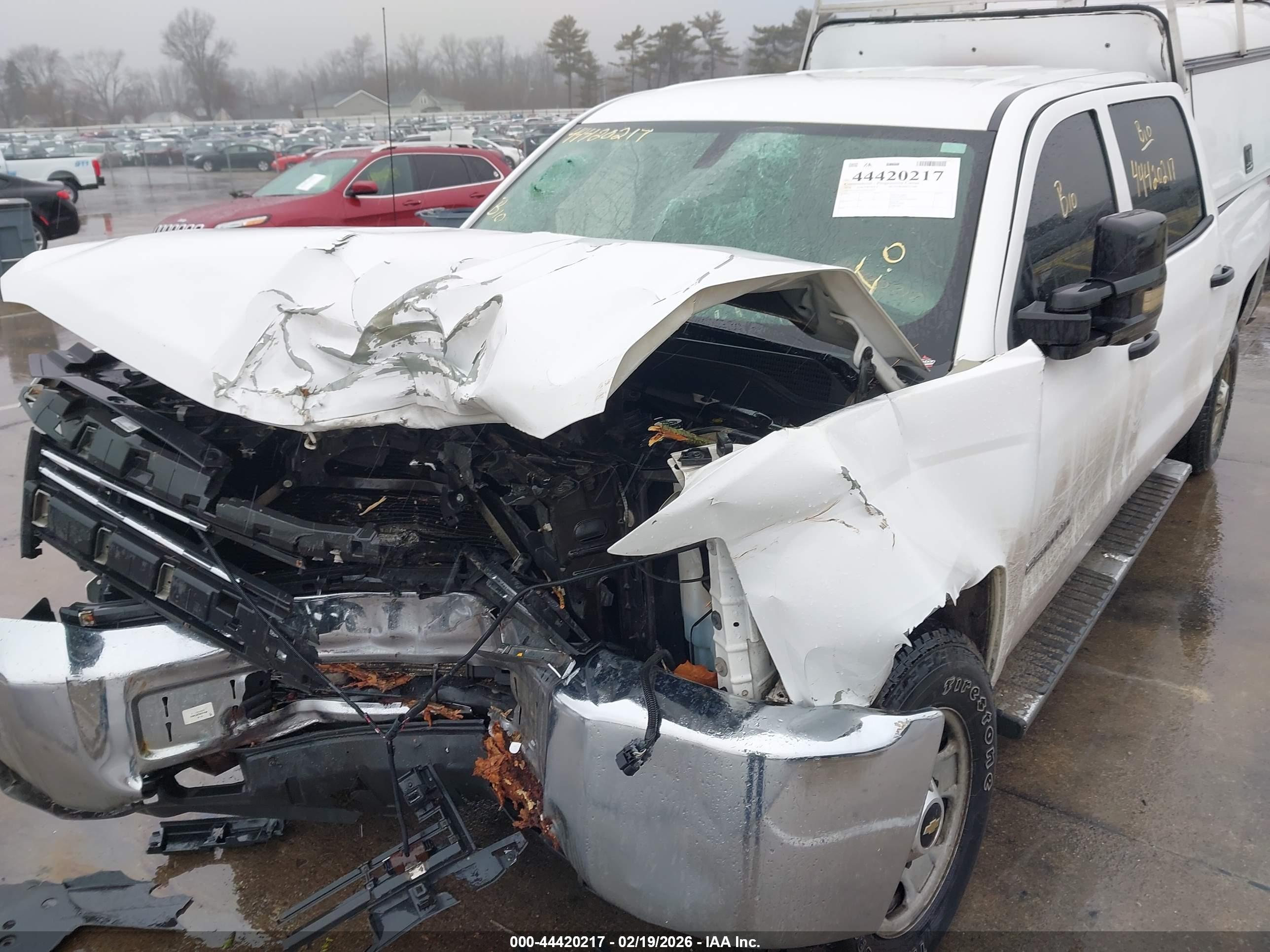 CHEVROLET SILVERADO image 6