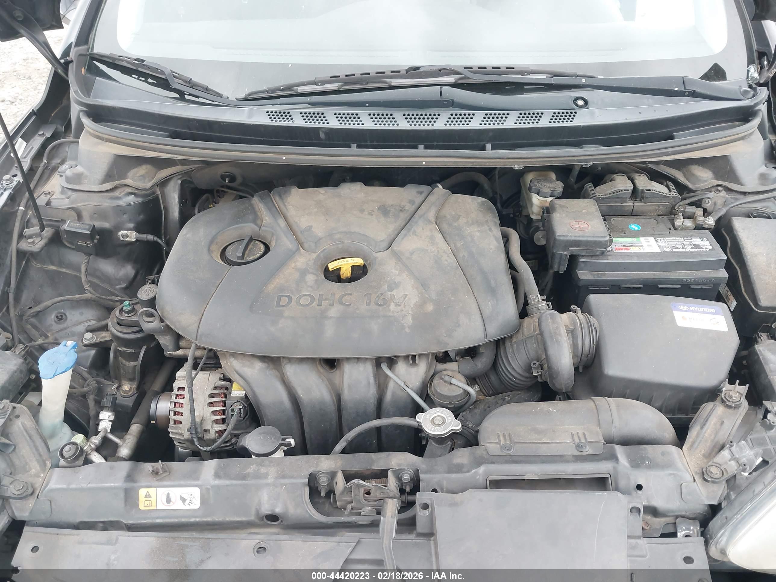 HYUNDAI ELANTRA image 10