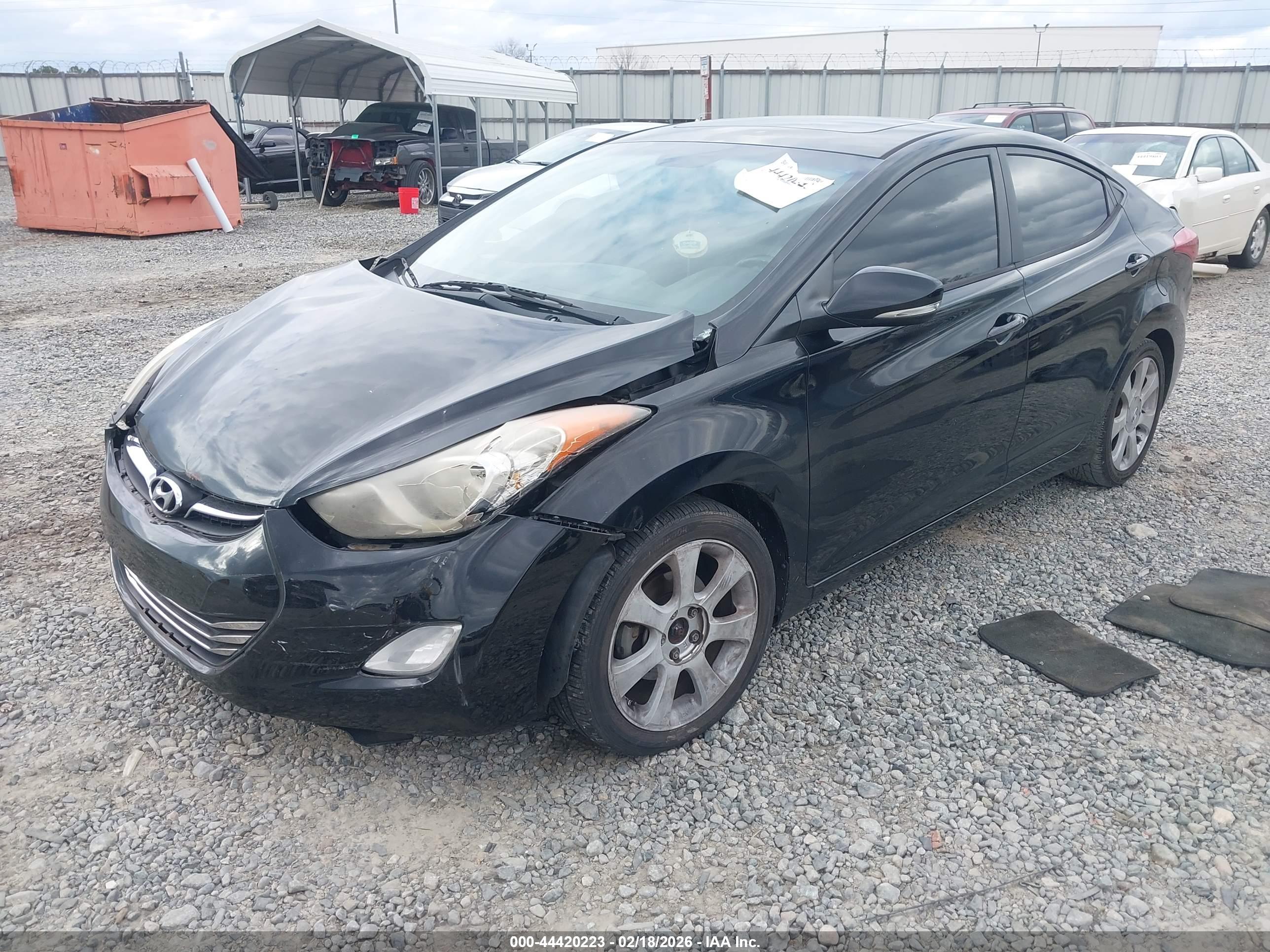 HYUNDAI ELANTRA image 2