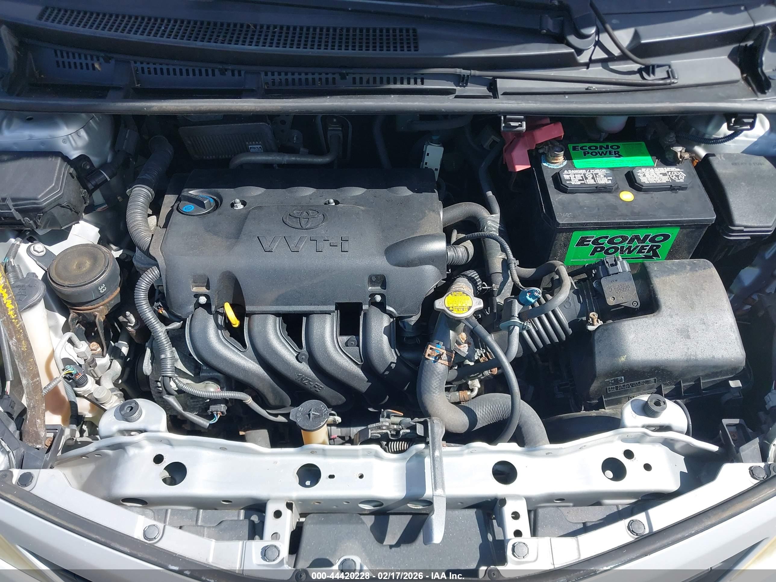 TOYOTA YARIS image 10