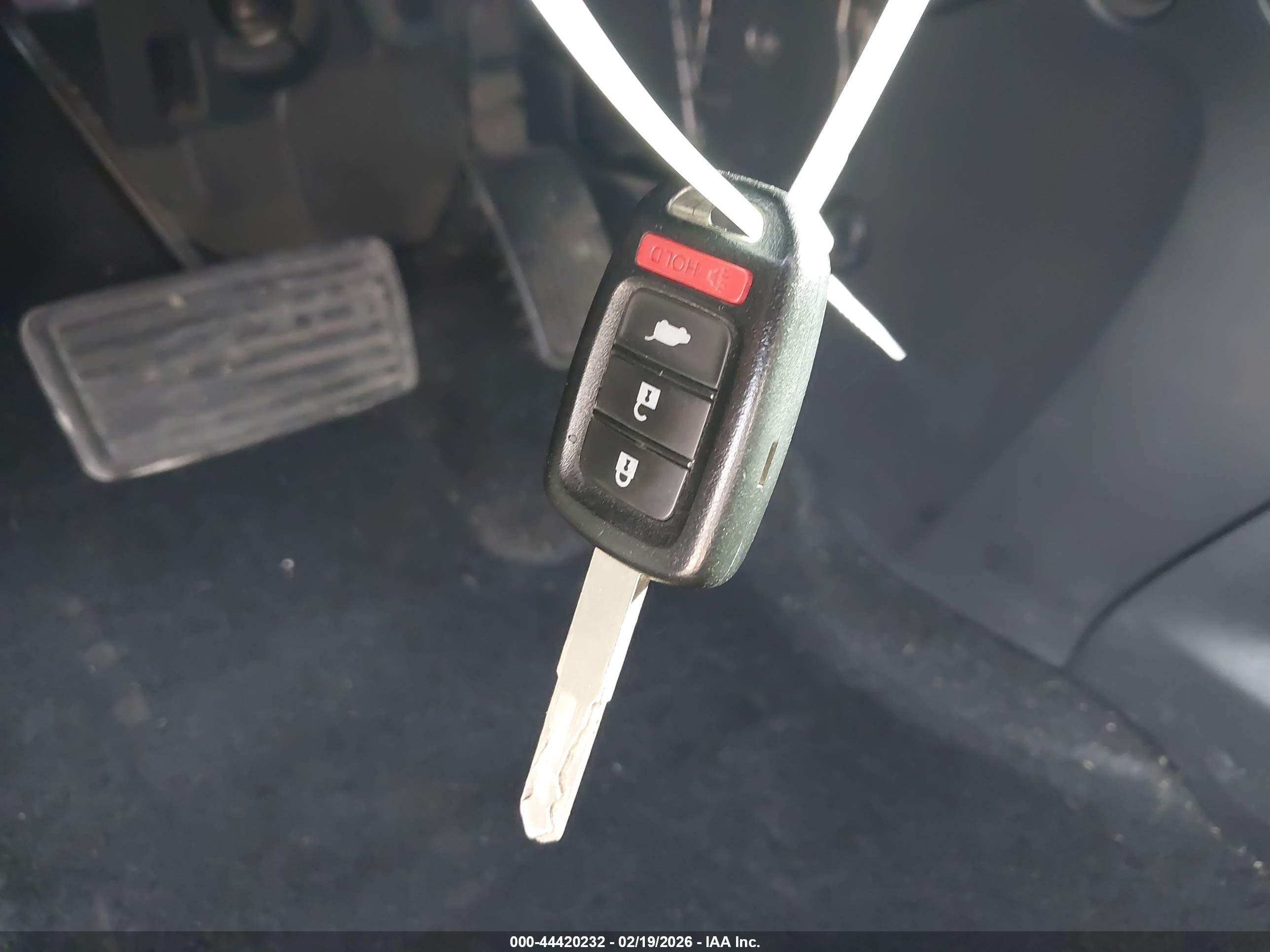 HONDA CR-V image 11