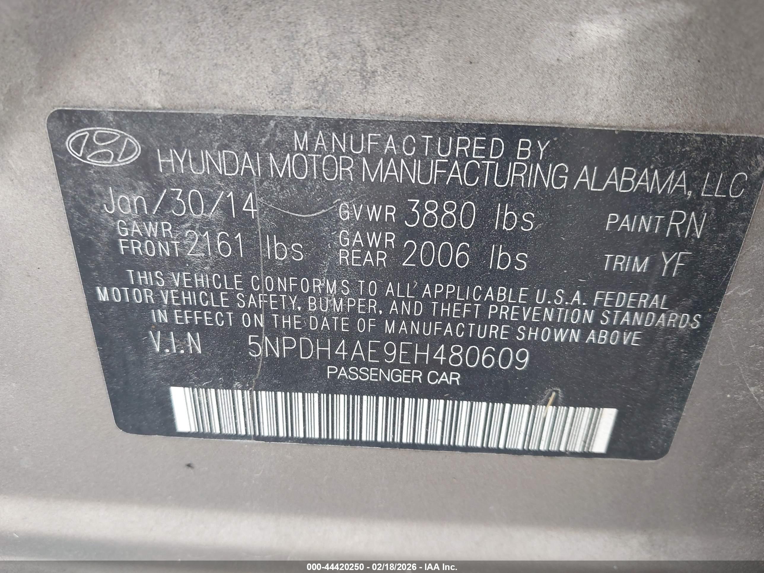 HYUNDAI ELANTRA image 9