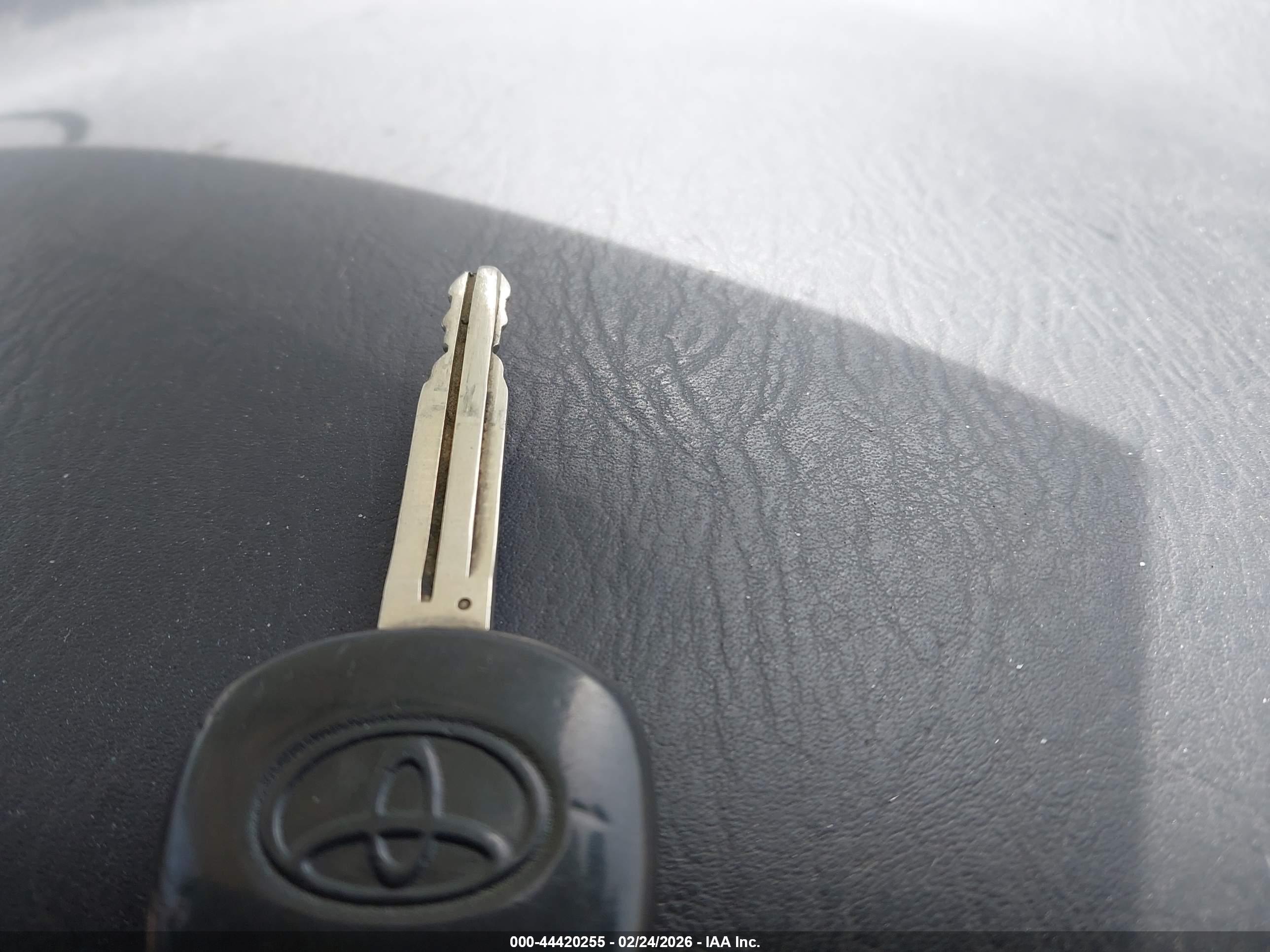 TOYOTA HIGHLANDER image 11