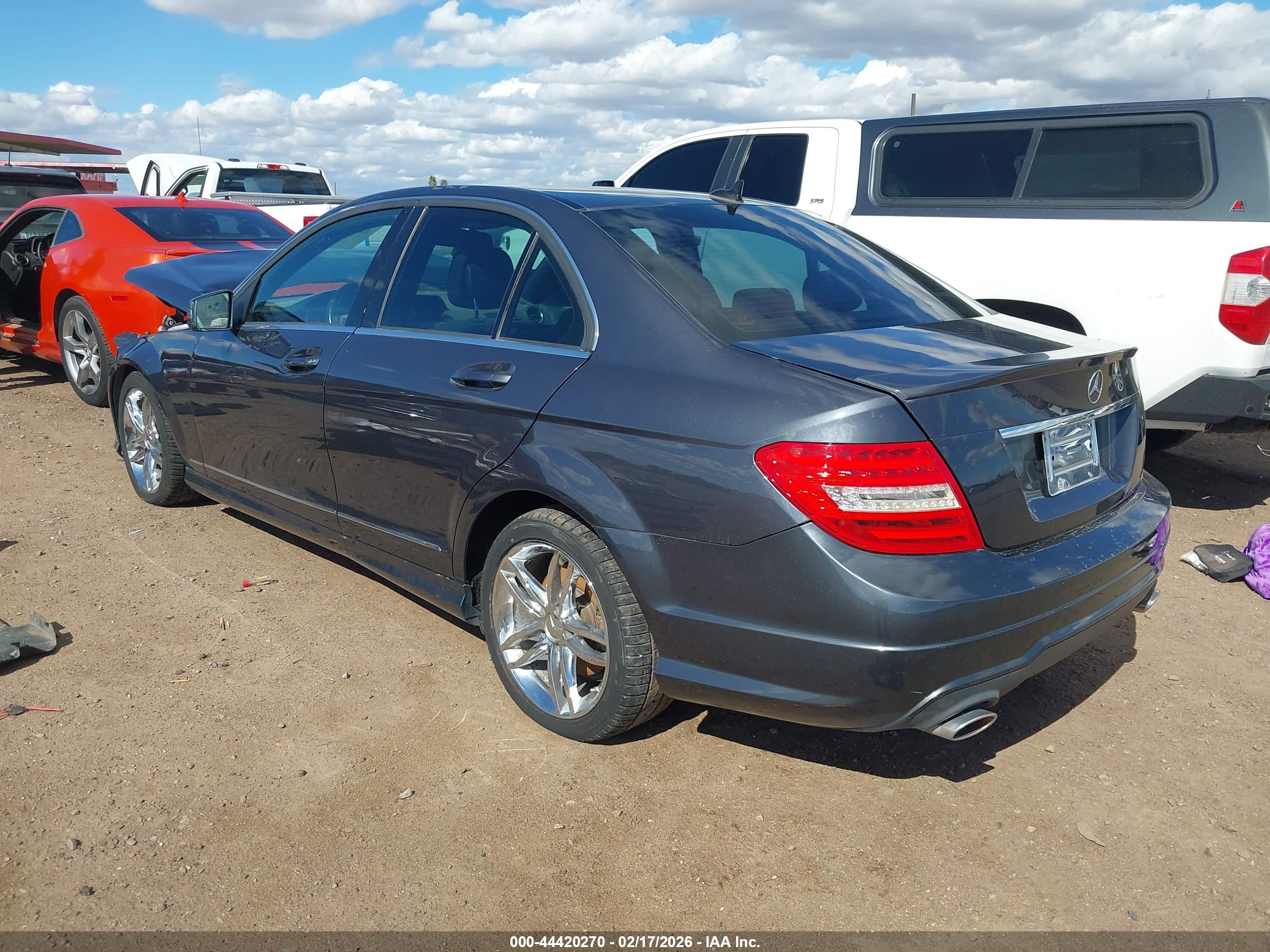 MERCEDES-BENZ C image 3