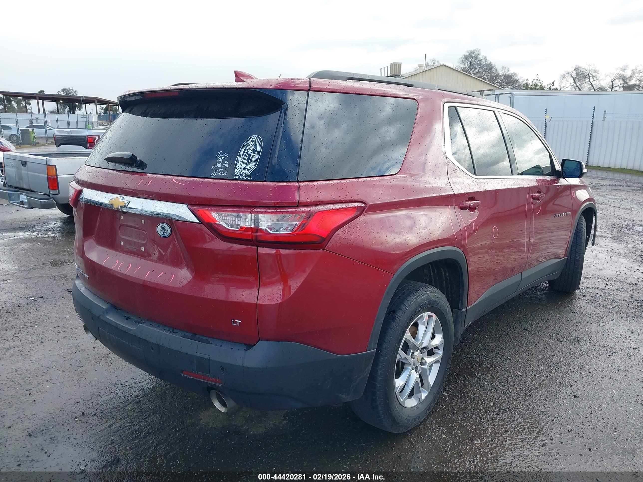 CHEVROLET TRAVERSE image 4