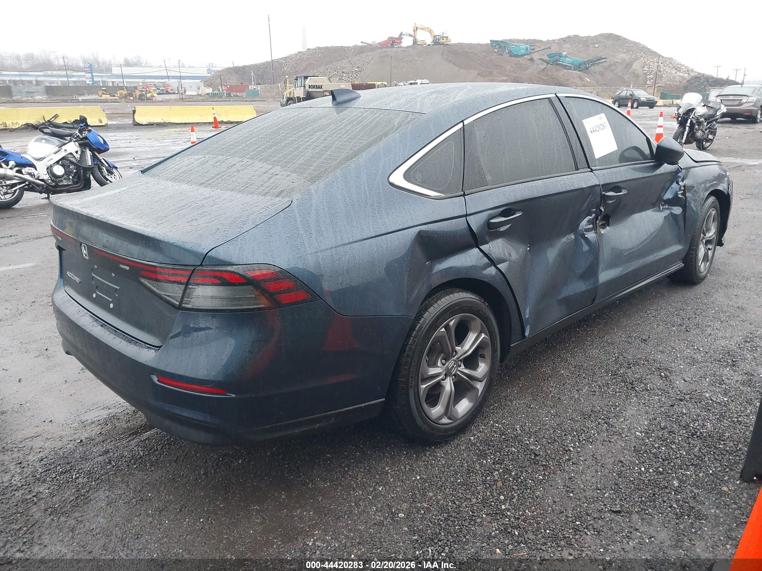 HONDA ACCORD image 4