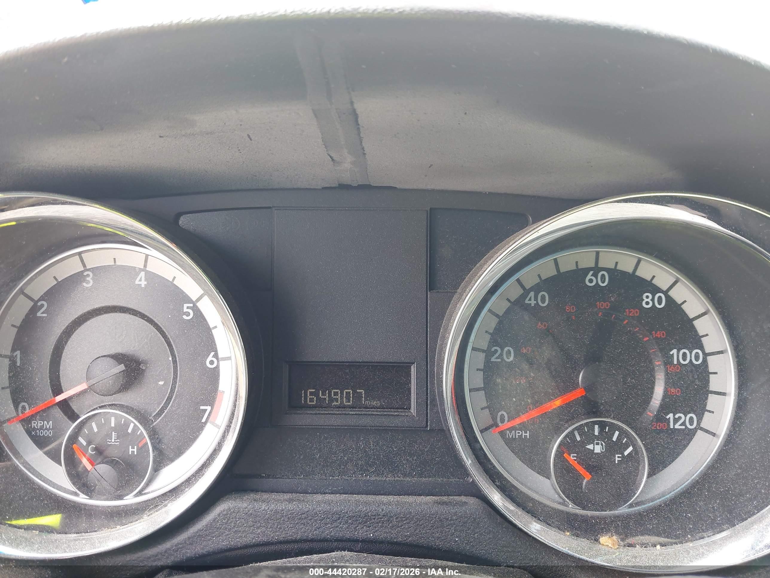 DODGE GRAND image 7