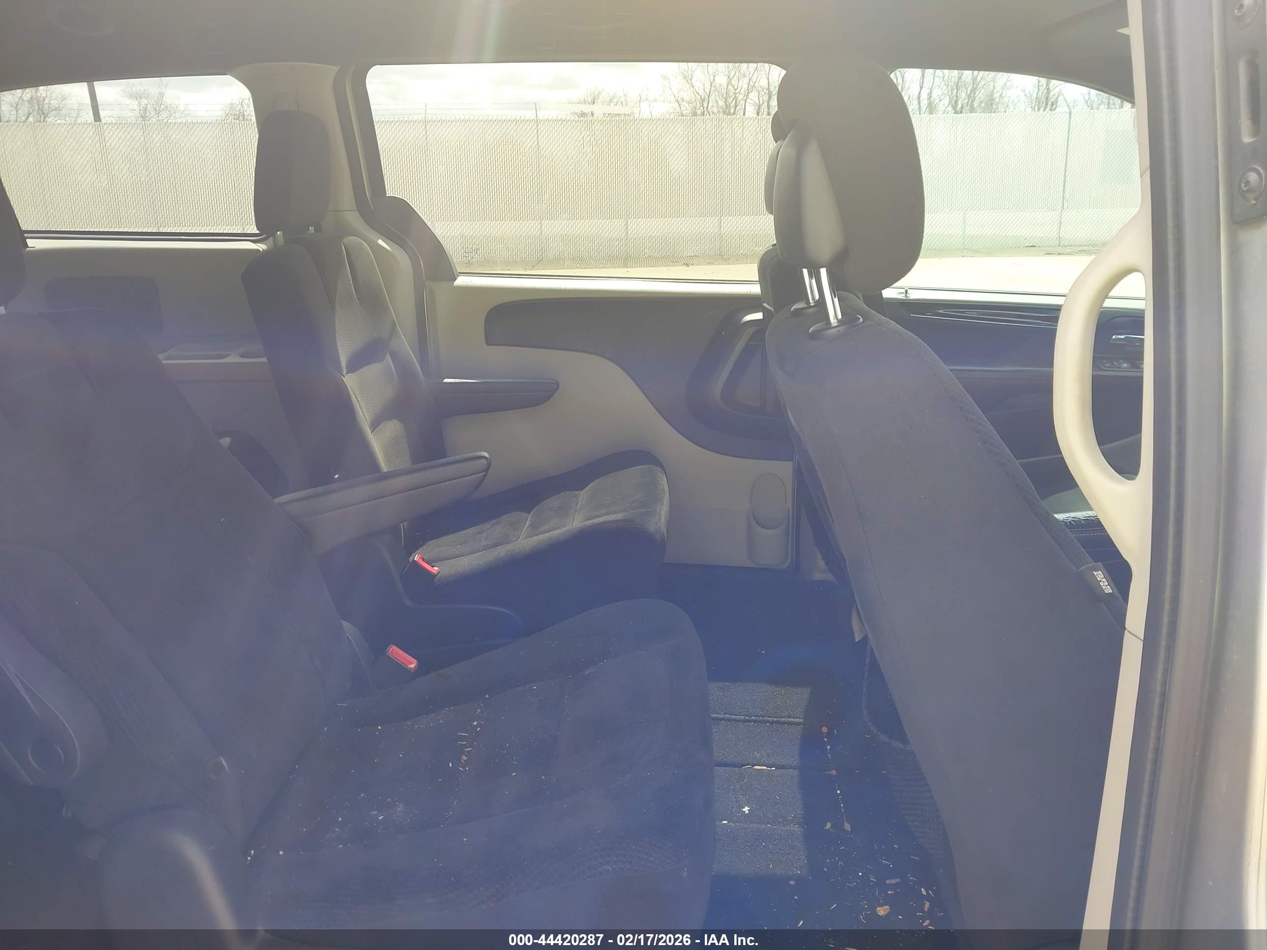 DODGE GRAND image 8