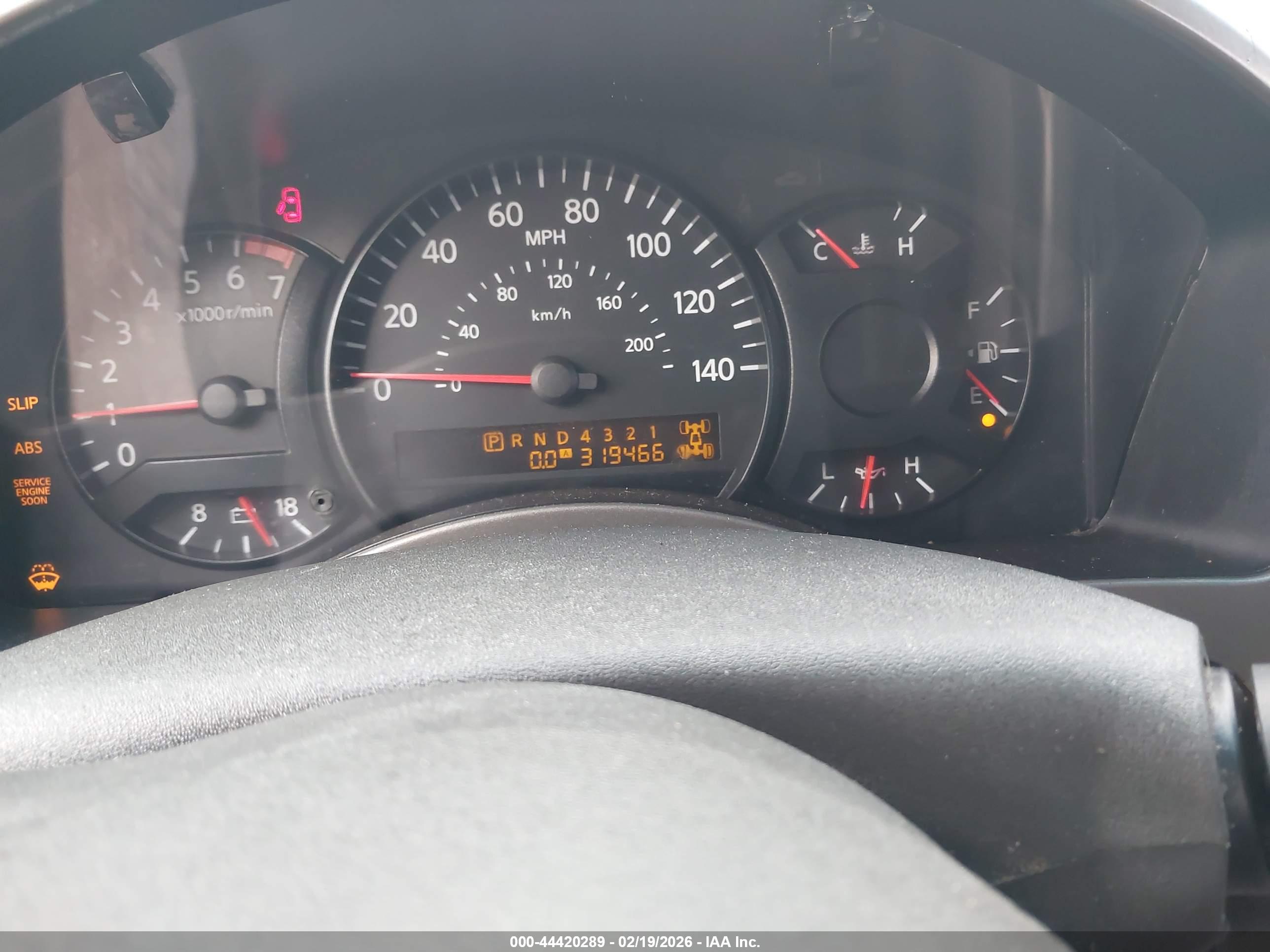 NISSAN TITAN image 7