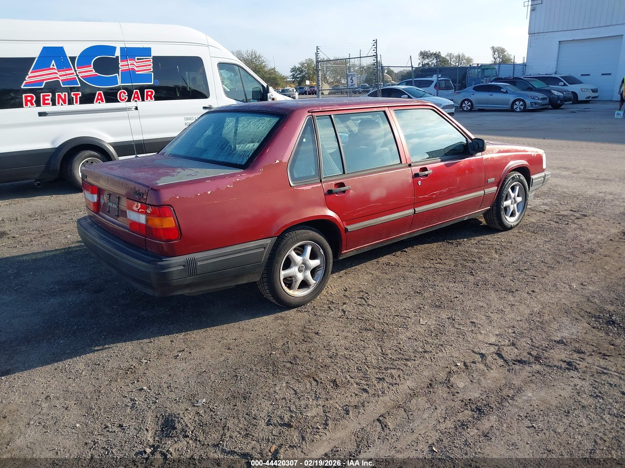 VOLVO 940 image 4