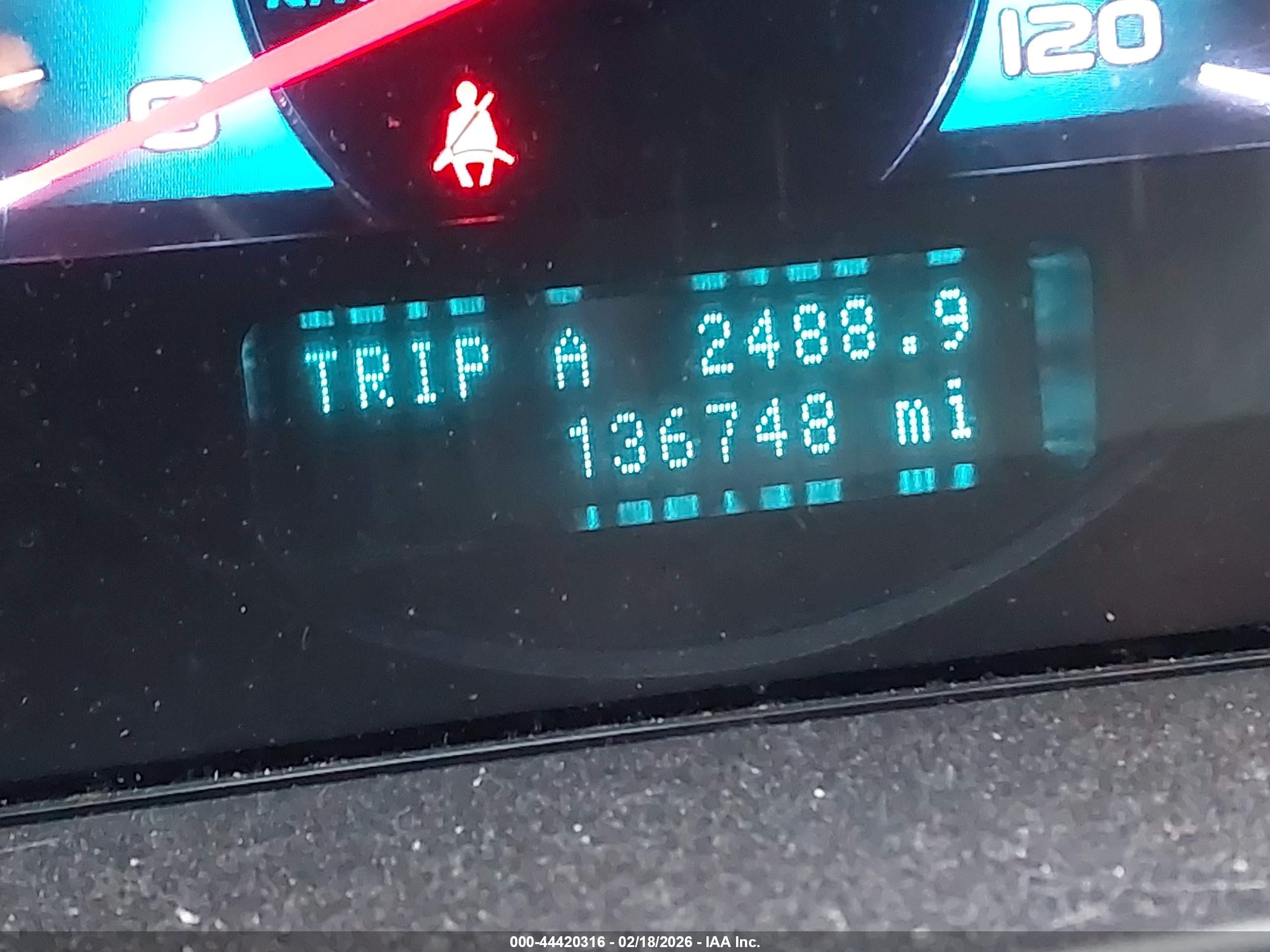 FORD FUSION image 7
