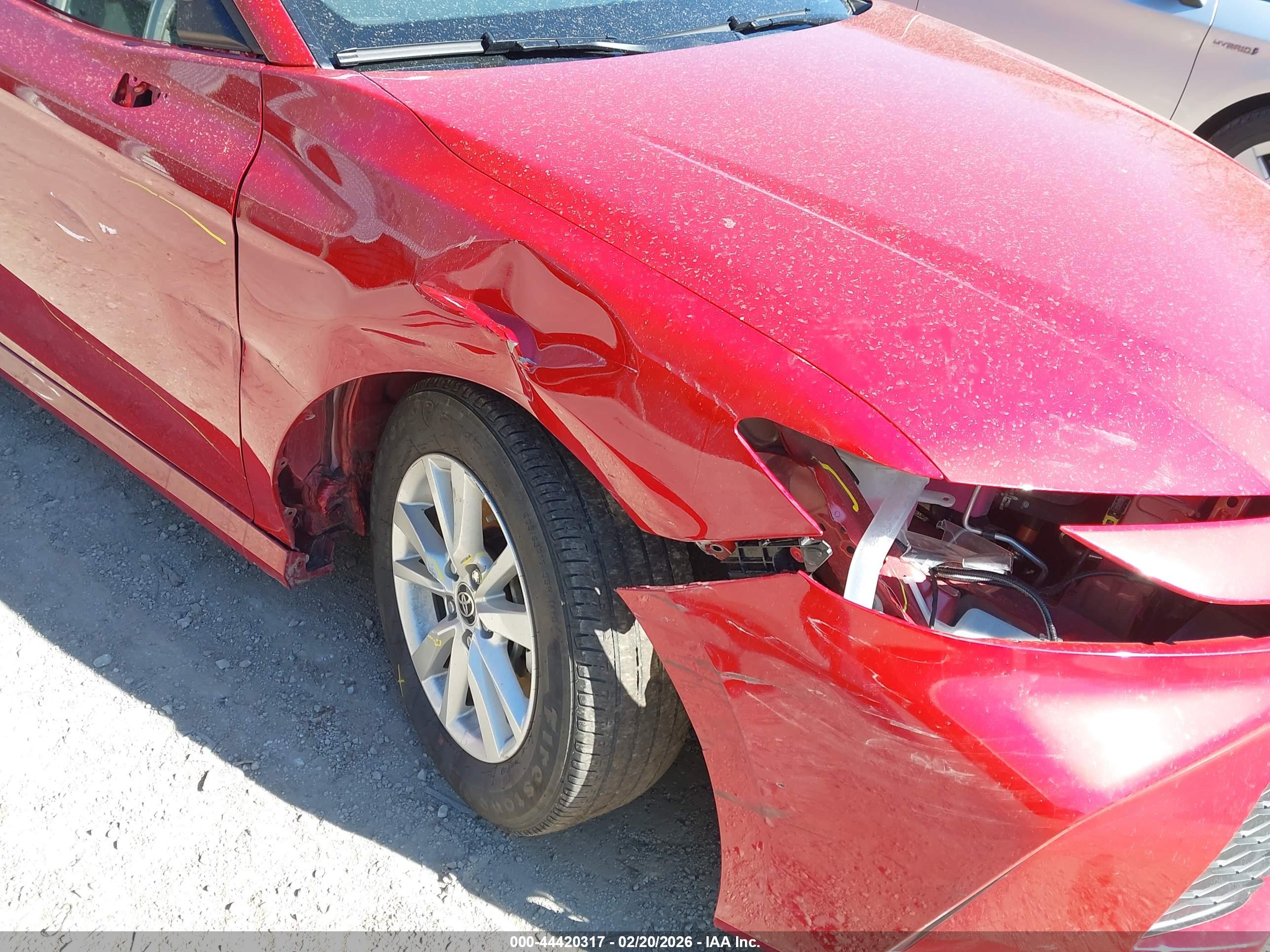 TOYOTA CAMRY image 6