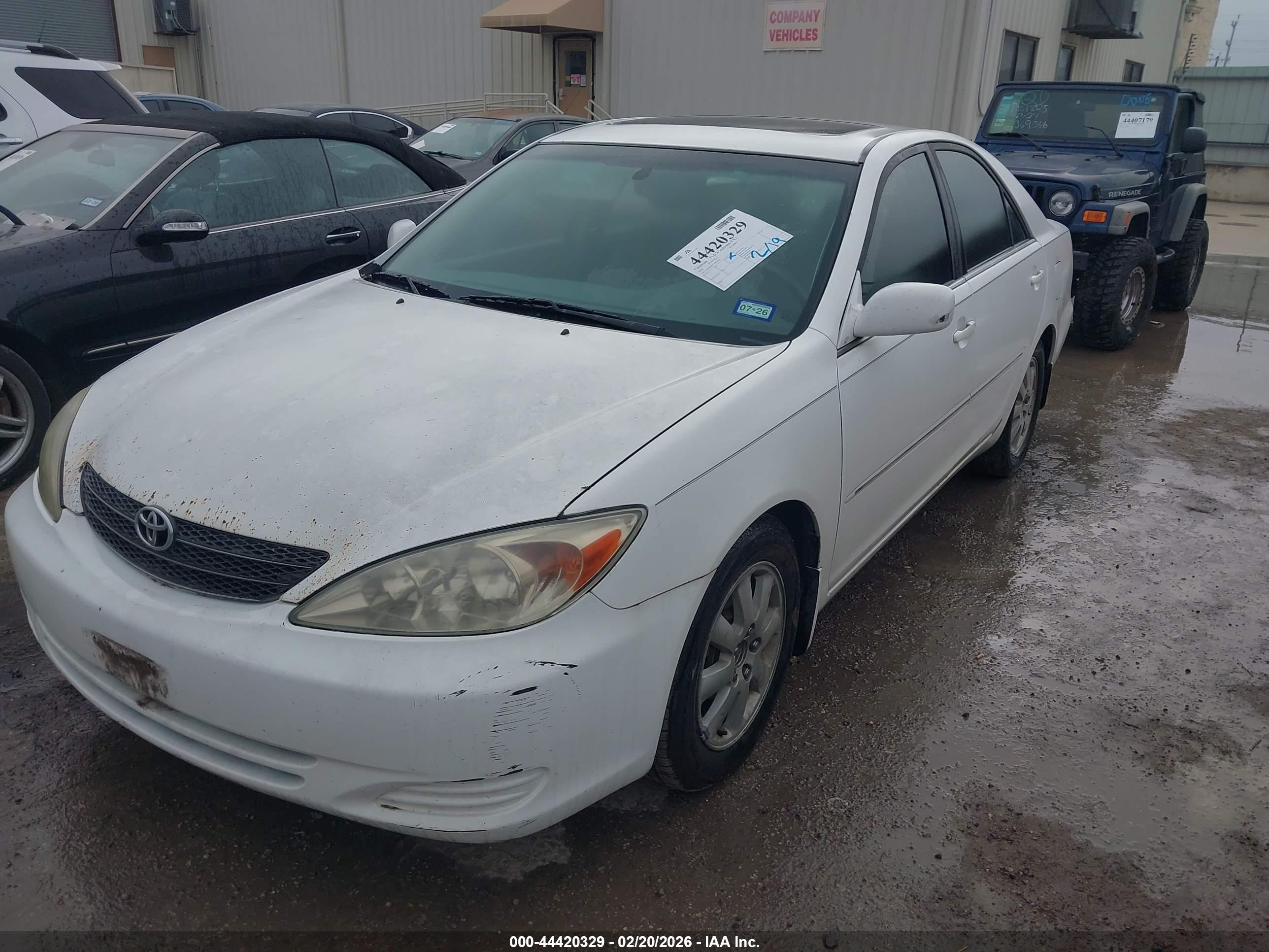 TOYOTA CAMRY image 6