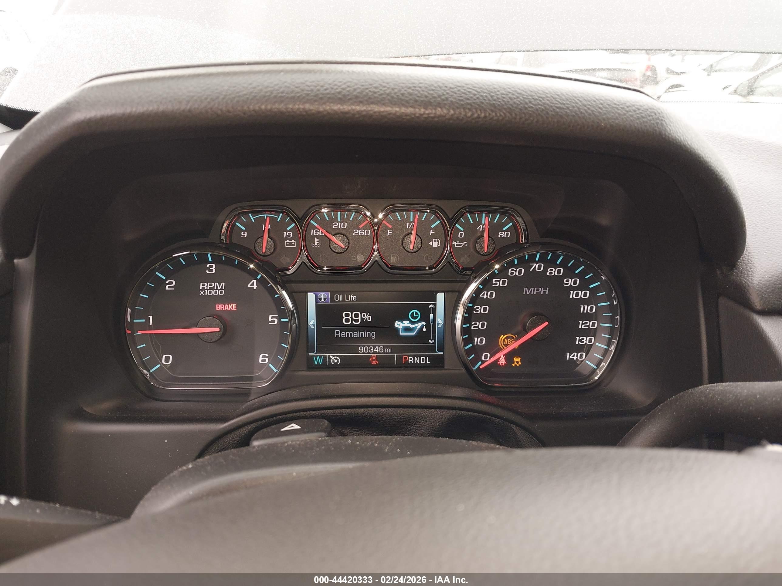 CHEVROLET SUBURBAN image 7