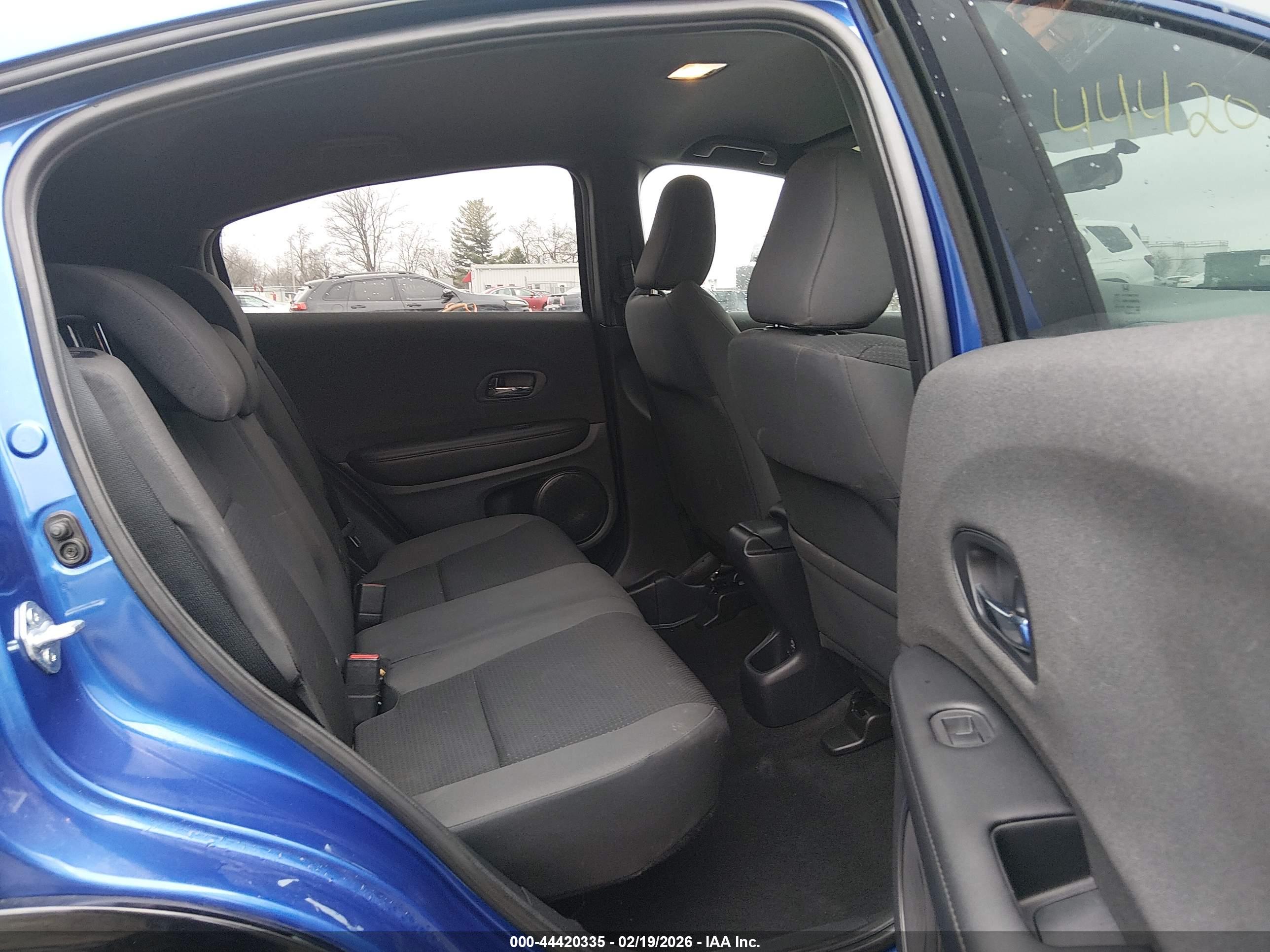 HONDA HR-V image 8